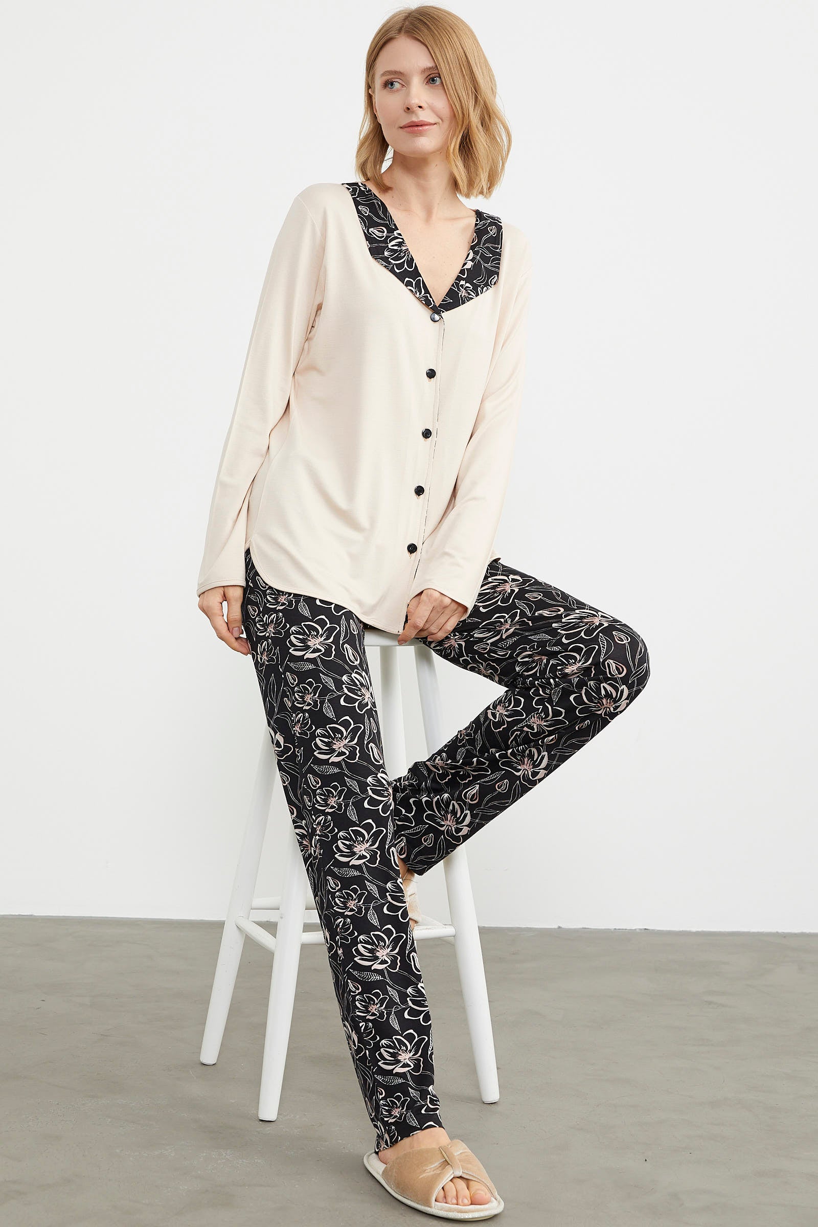 Açık Yaka Düğmeli Pijama Takım - Bej (1) Sementa