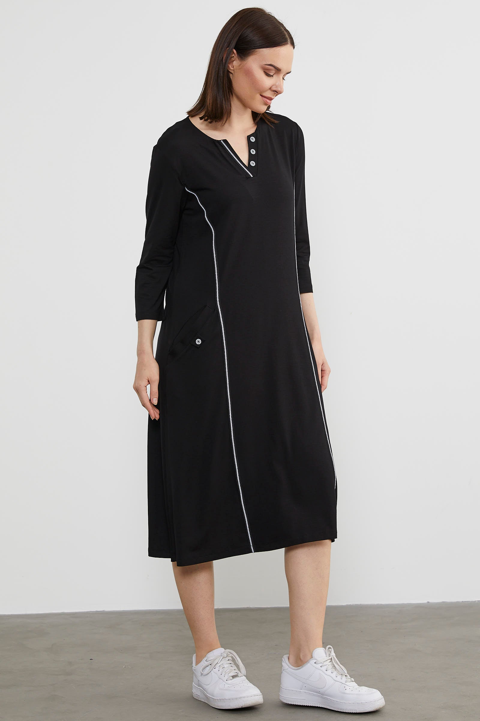 Açık Yaka Şerit Biyeli Penye Elbise - Siyah (5) Sementa