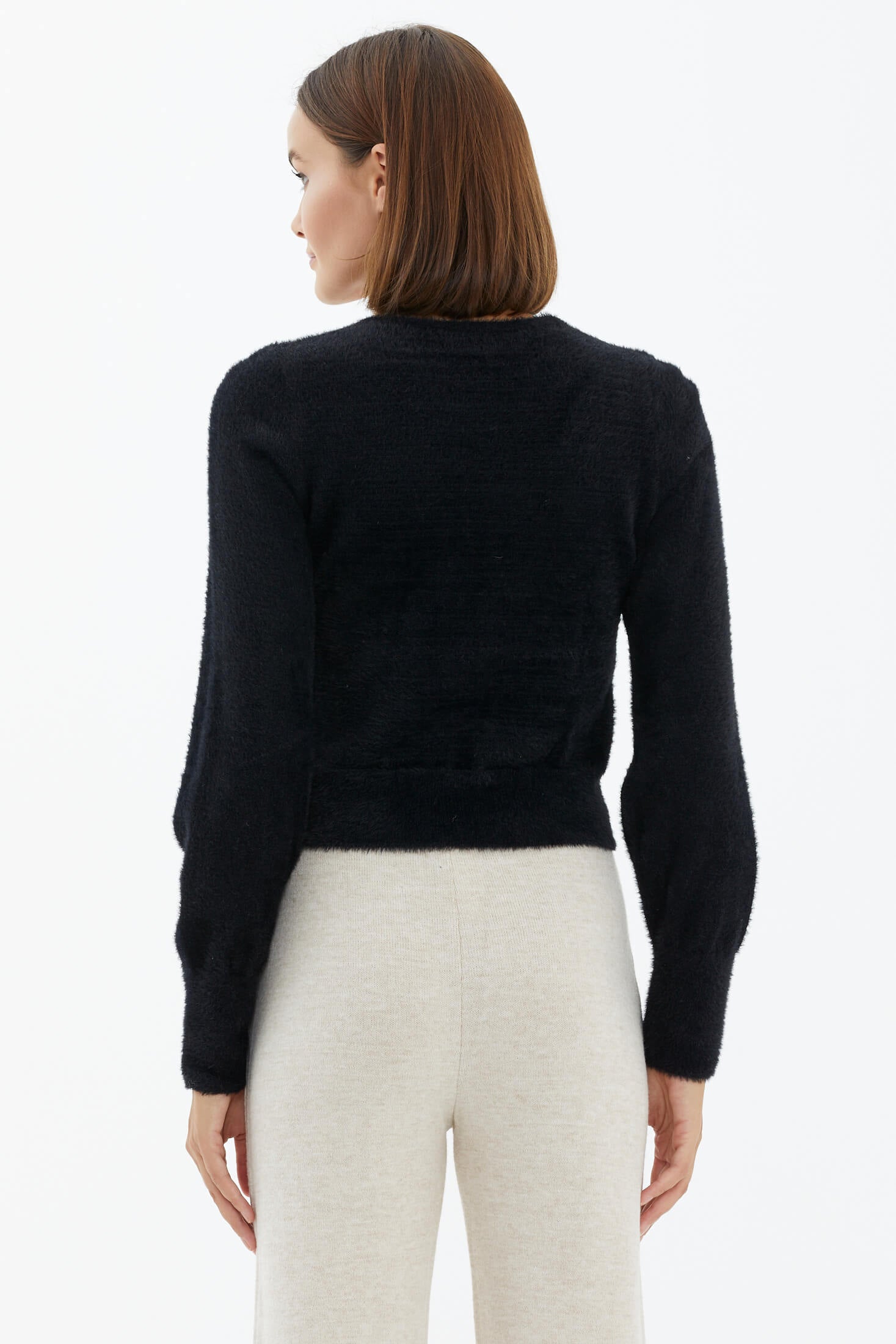 Açık Yaka Yumoş Triko Kazak - Siyah (4) Sementa