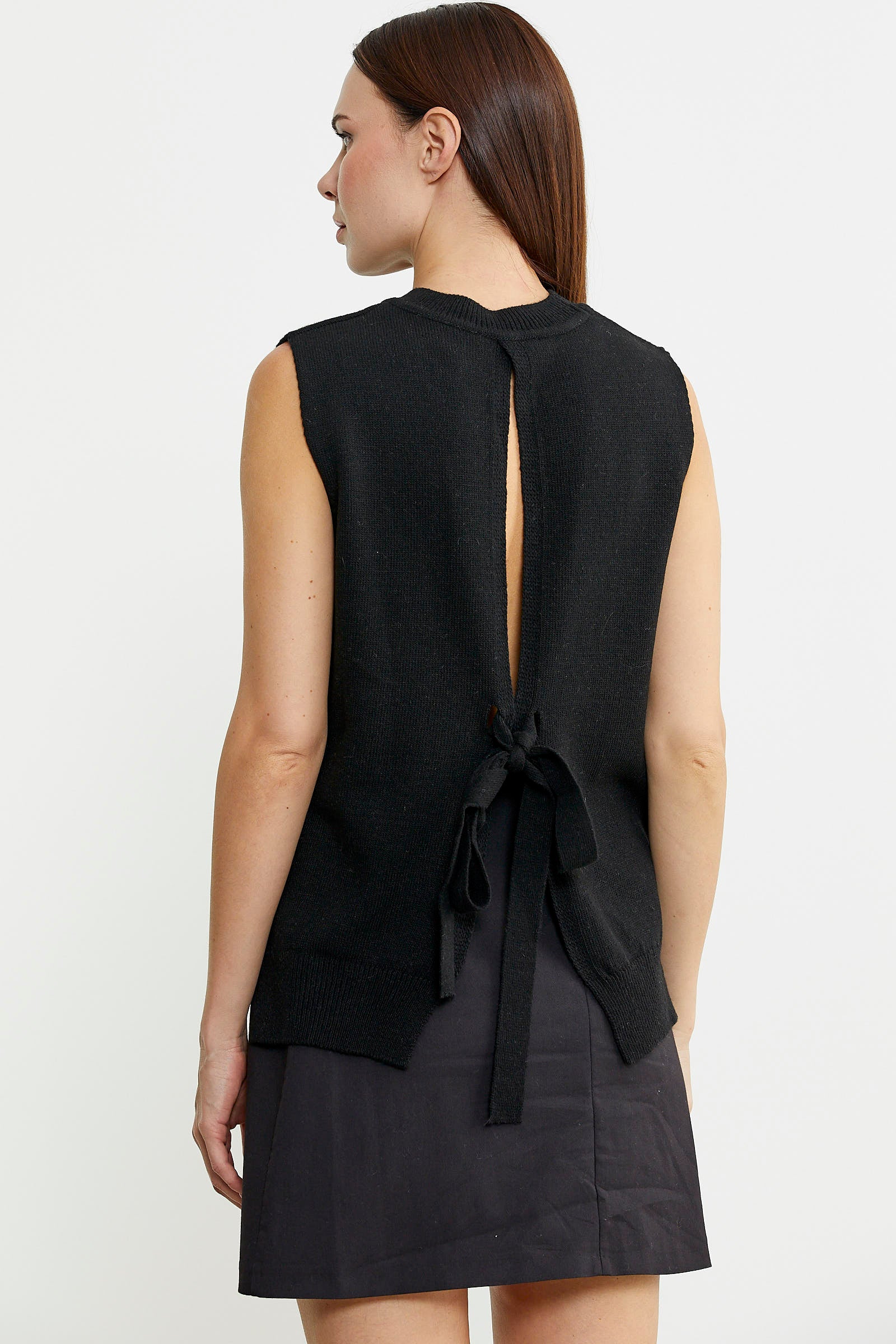 Arkası Açık Bağlamalı Yünlü Triko Süveter - Siyah - Sementa