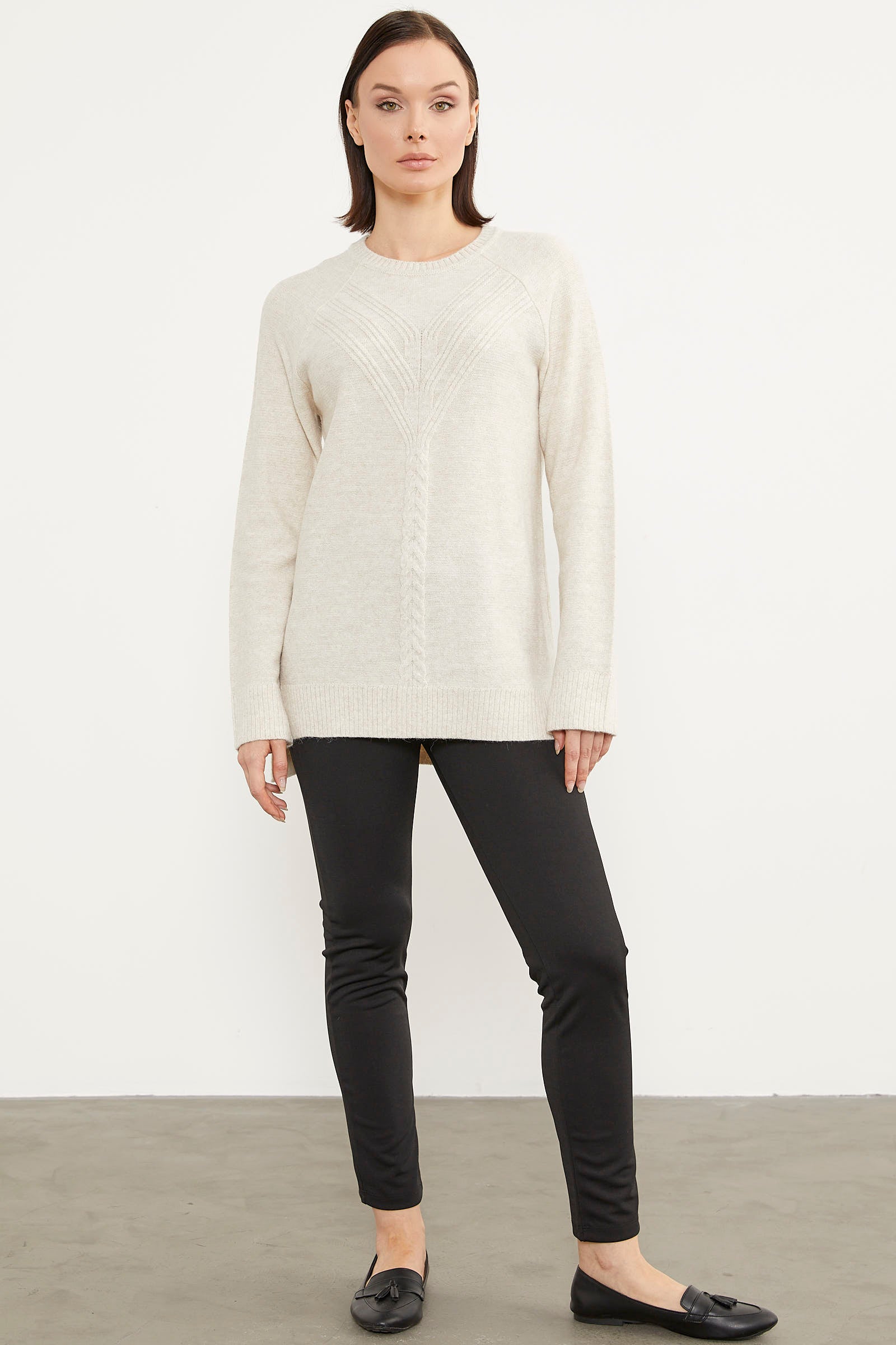 Arkası Uzun Önü Örgü Detaylı Triko Kazak - Açık Bej (1) Sementa