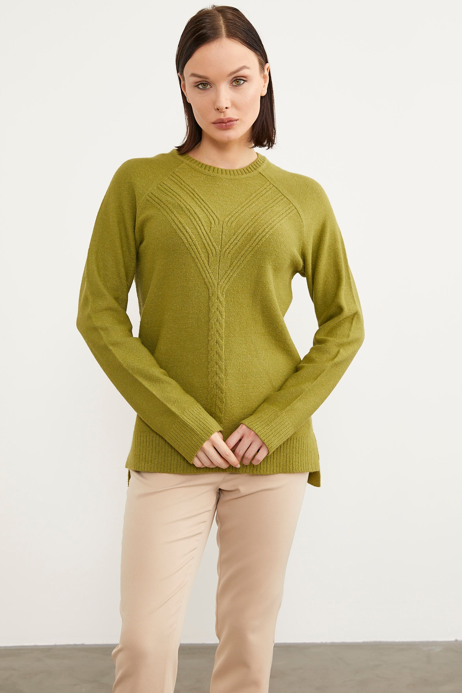 Arkası Uzun Önü Örgü Detaylı Triko Kazak - Yeşil (1) Sementa