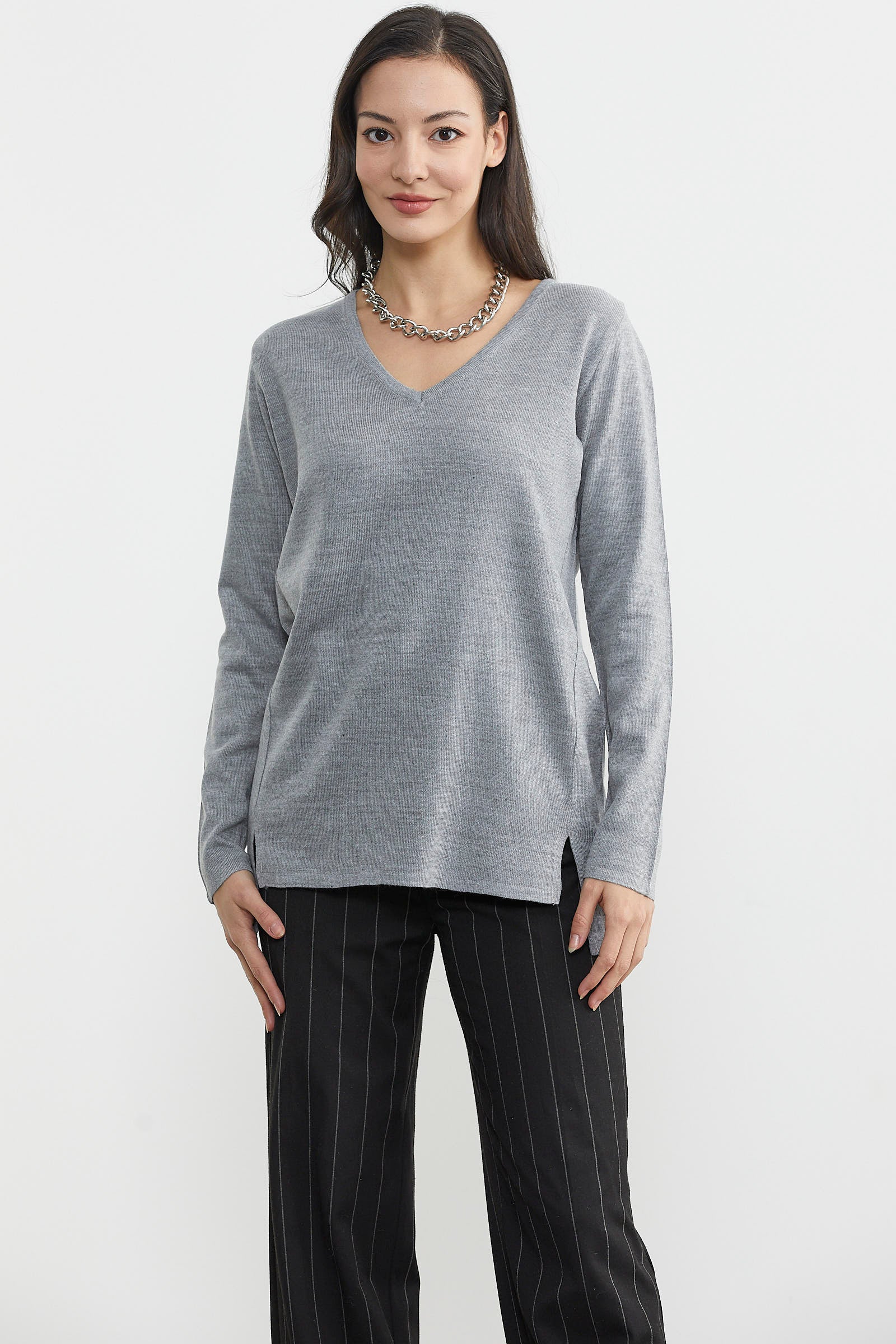 Arkası Uzun V Yaka Triko Kazak - Gri (2) Sementa