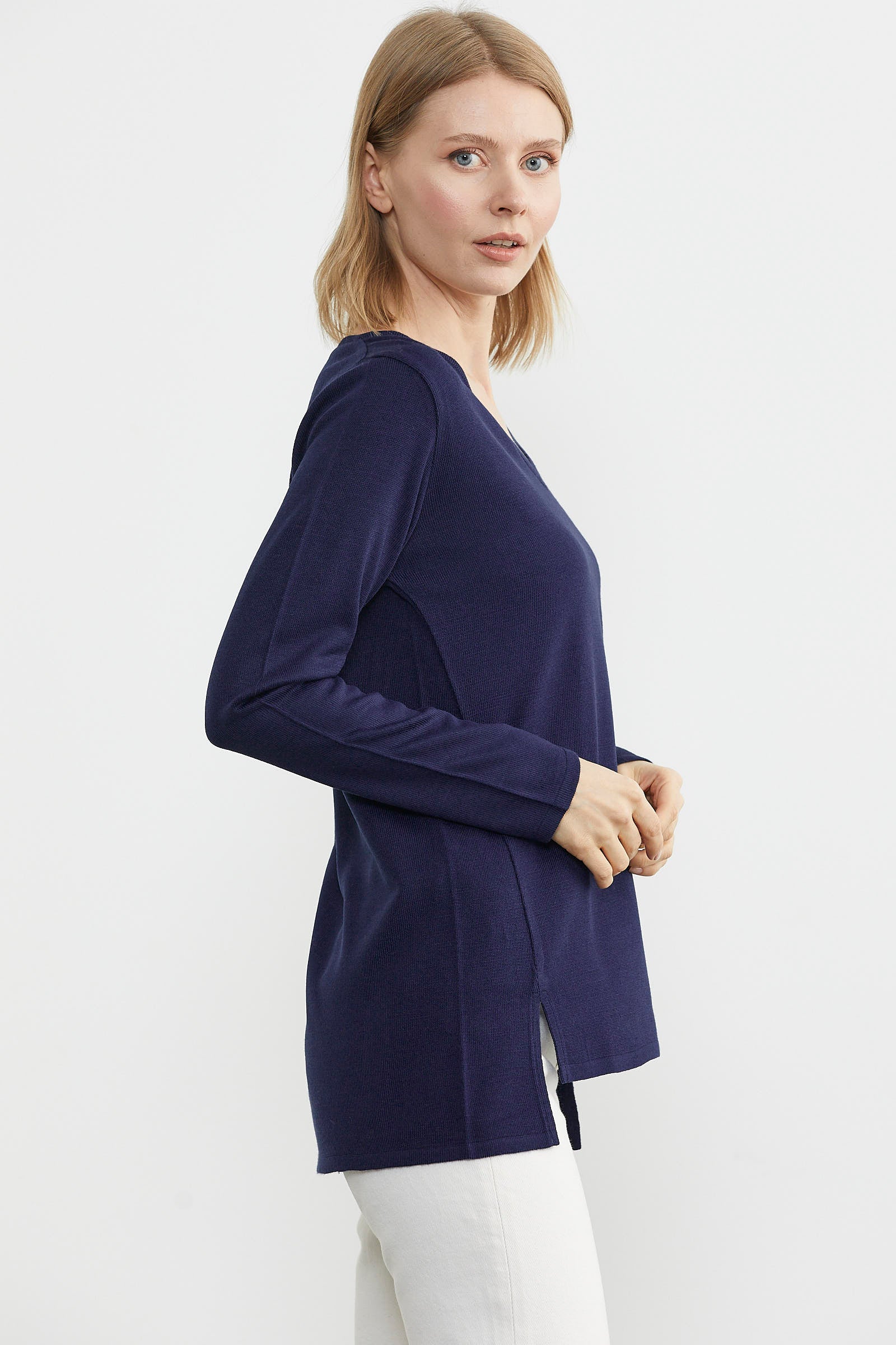 Arkası Uzun V Yaka Triko Kazak - Lacivert (3) Sementa