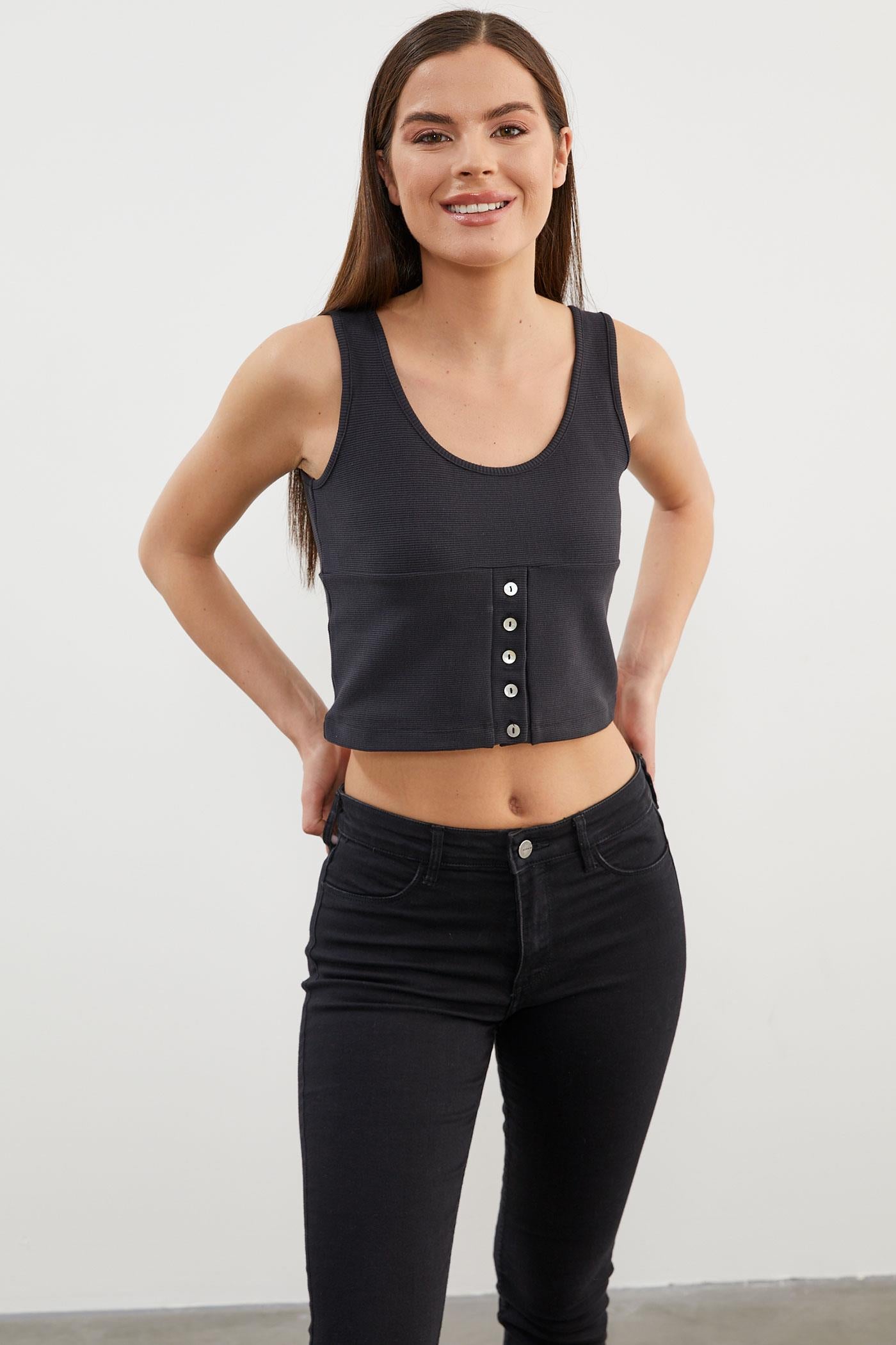Askılı Düğme Detaylı Ribana Crop Tişört - Siyah (3) Sementa