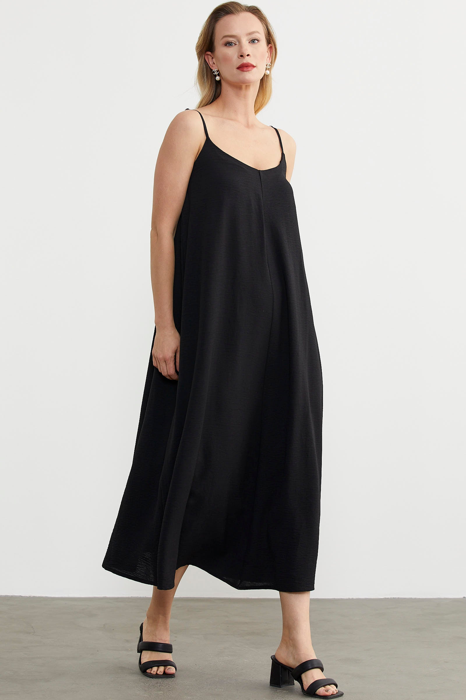 Ayarlanabilir Askılı Uzun Krep Elbise - Siyah (4) Sementa