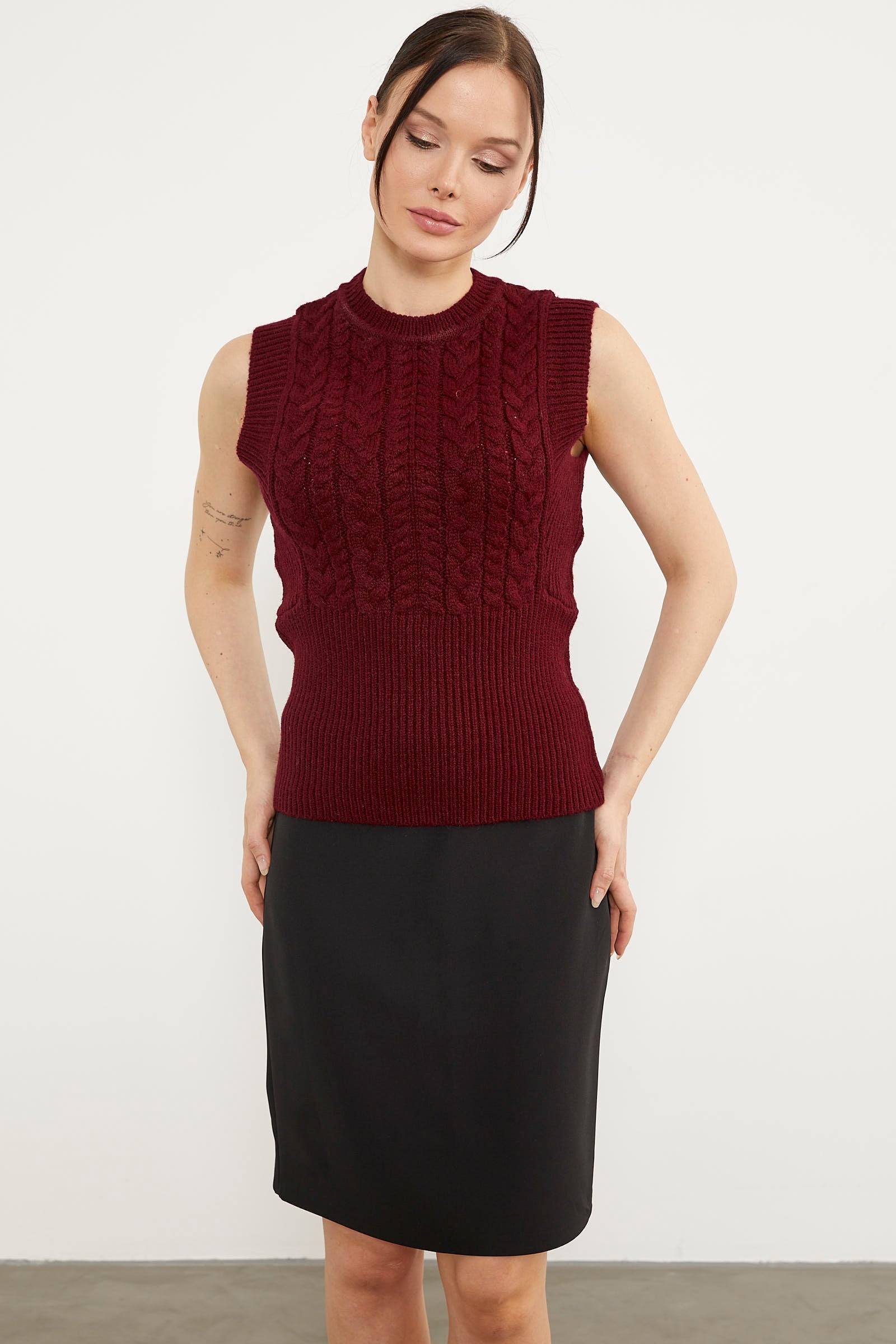 Bele Oturmalı Saç Örgü Triko Süveter - Bordo (3) Sementa
