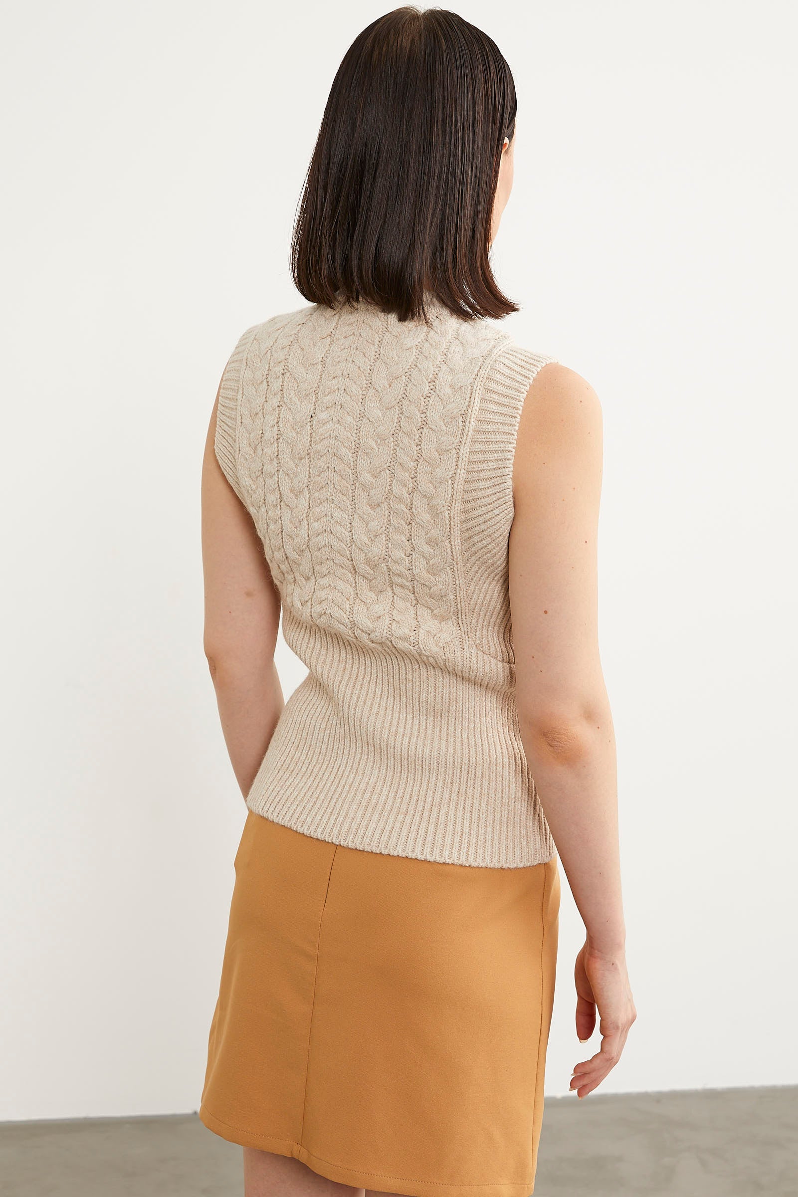 Bele Oturmalı Saç Örgü Triko Süveter - Taş (6) Sementa