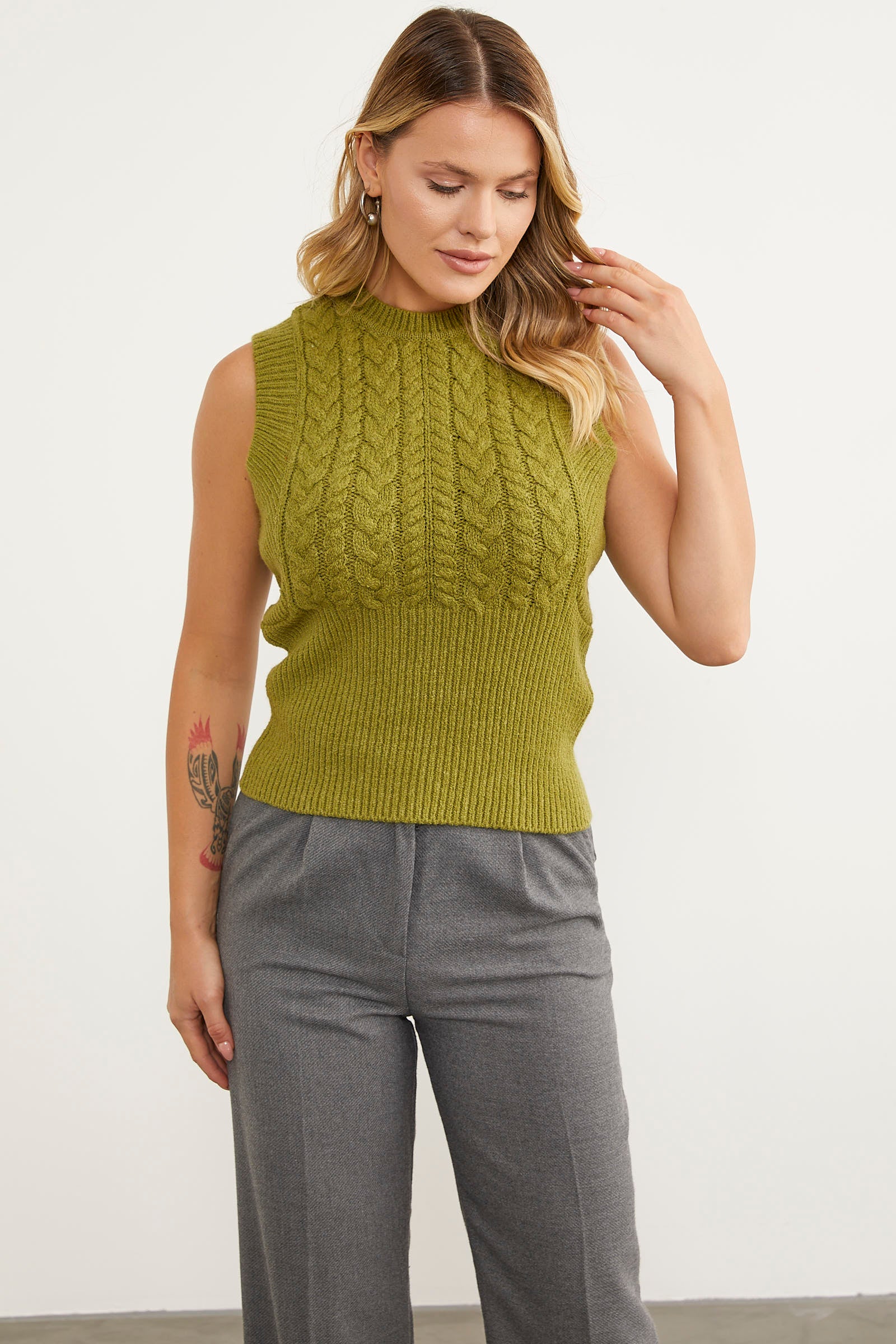 Bele Oturmalı Saç Örgü Triko Süveter - Yeşil (5) Sementa