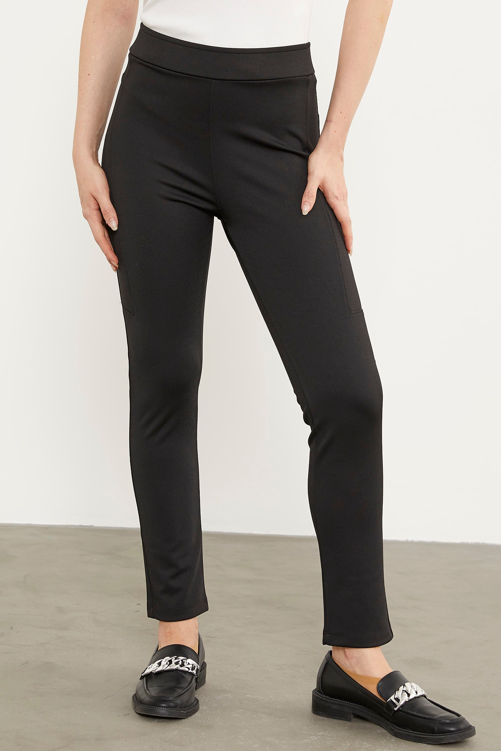 Beli Lastikli Parça Detaylı Tayt - Siyah (2) Sementa