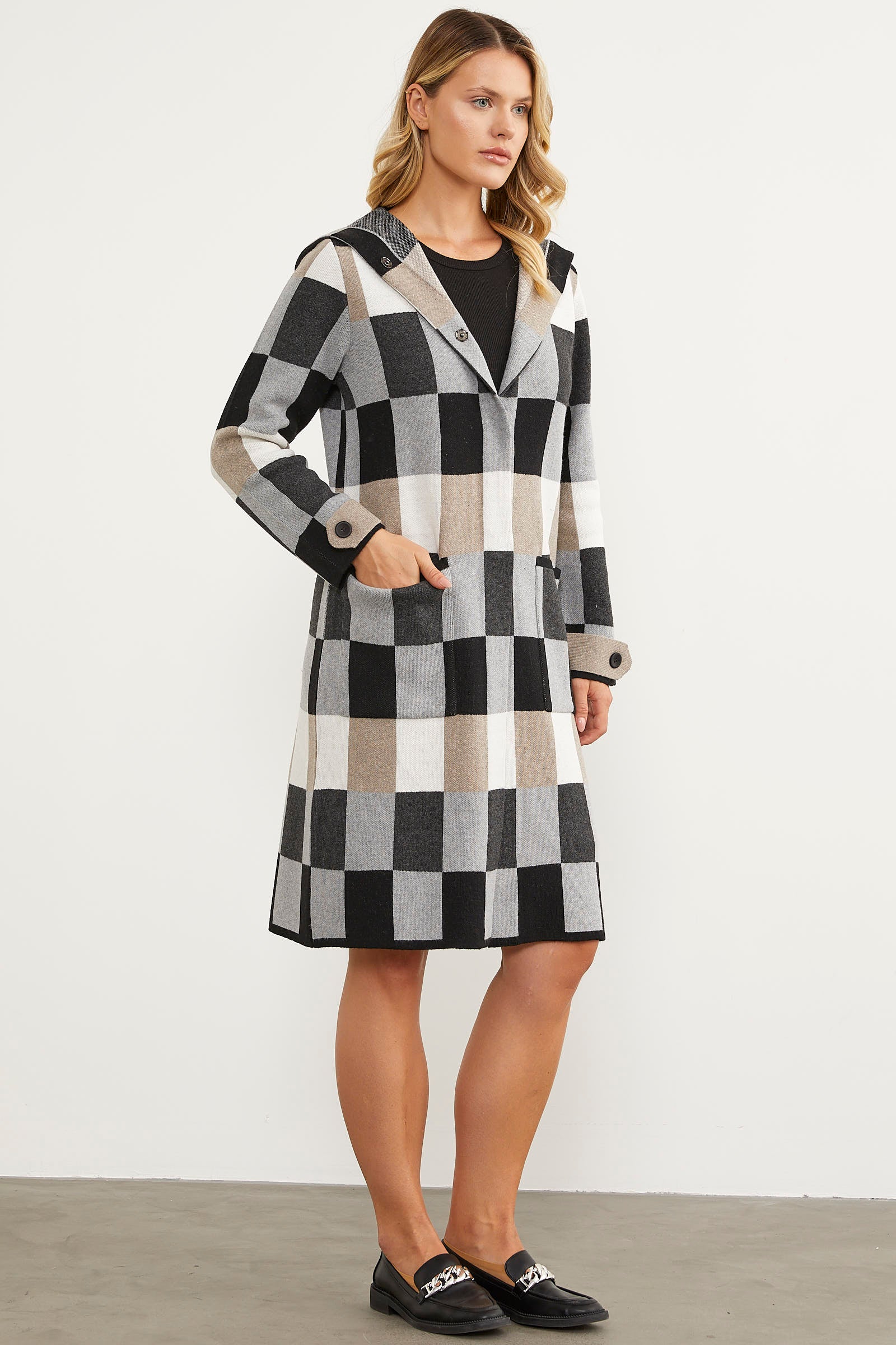 Blok Desenli Renkli Uzun Hırka - Siyah (2) Sementa