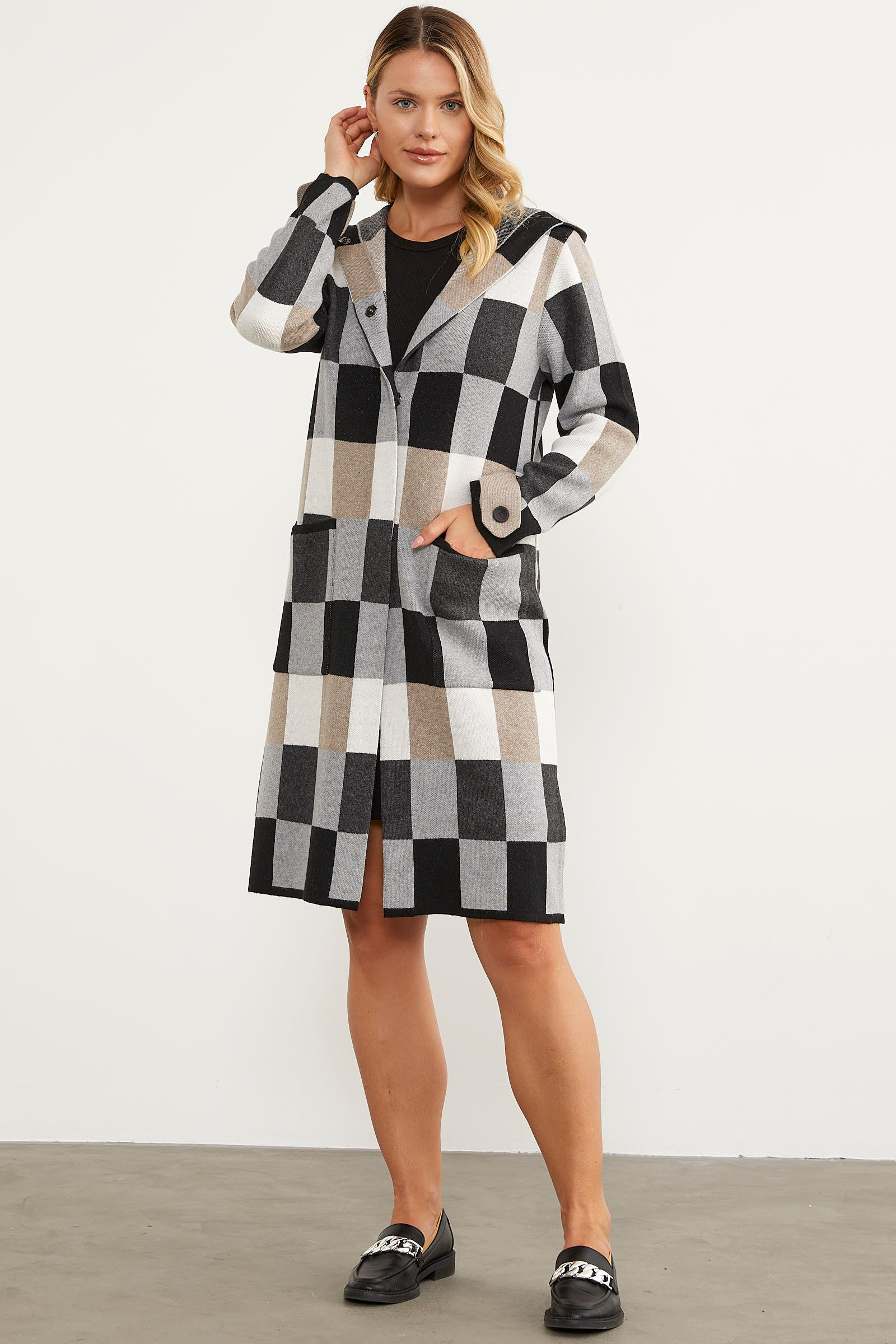 Blok Desenli Renkli Uzun Hırka - Siyah (3) Sementa