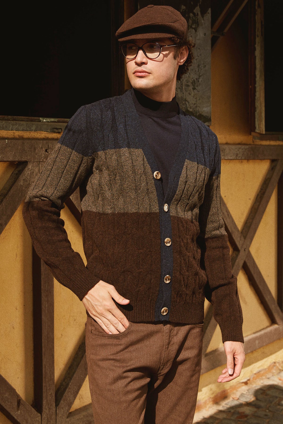 Blok Renk Geçişli Triko Hırka - Kahve (1) Sementa