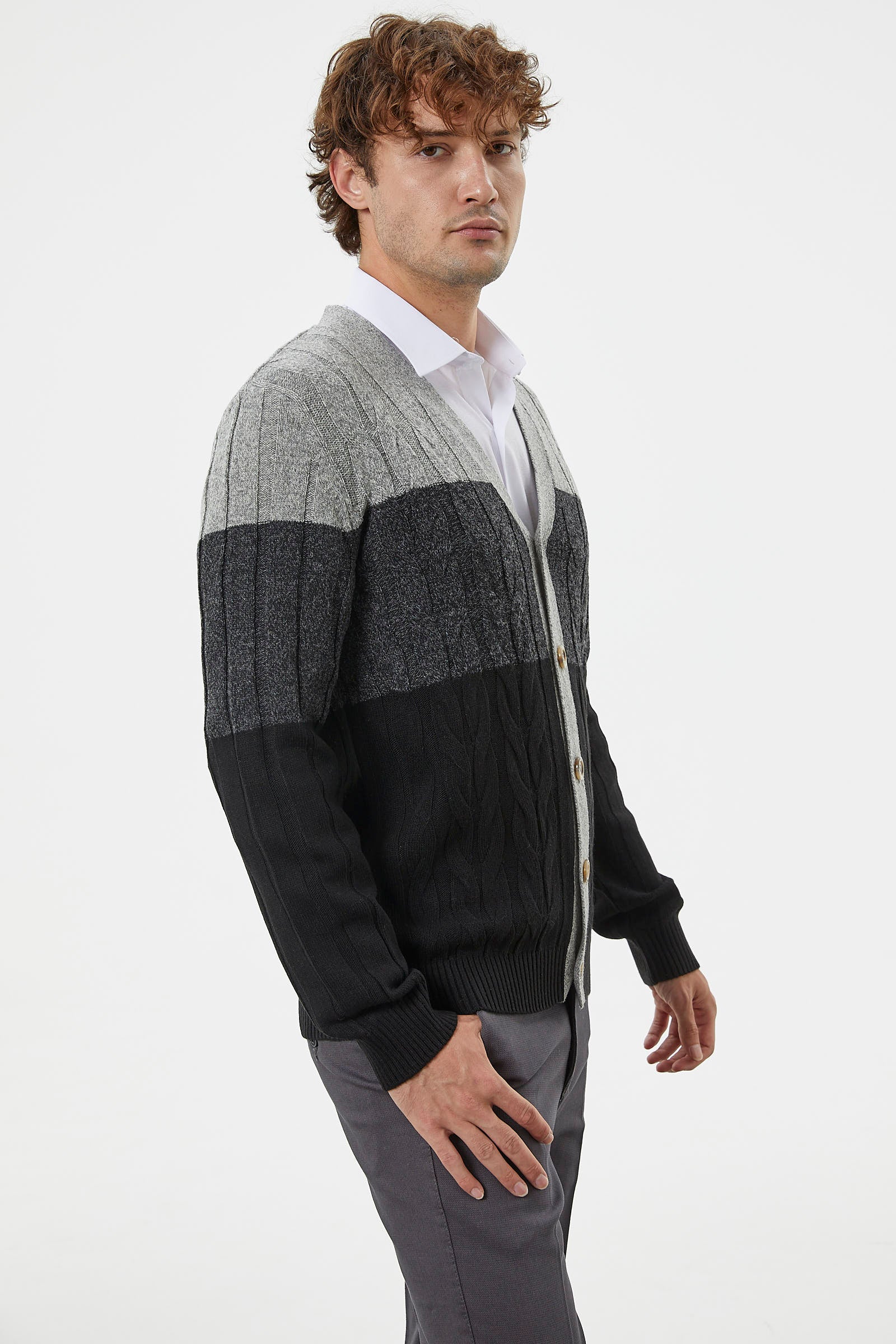 Blok Renk Geçişli Triko Hırka - Siyah (5) Sementa