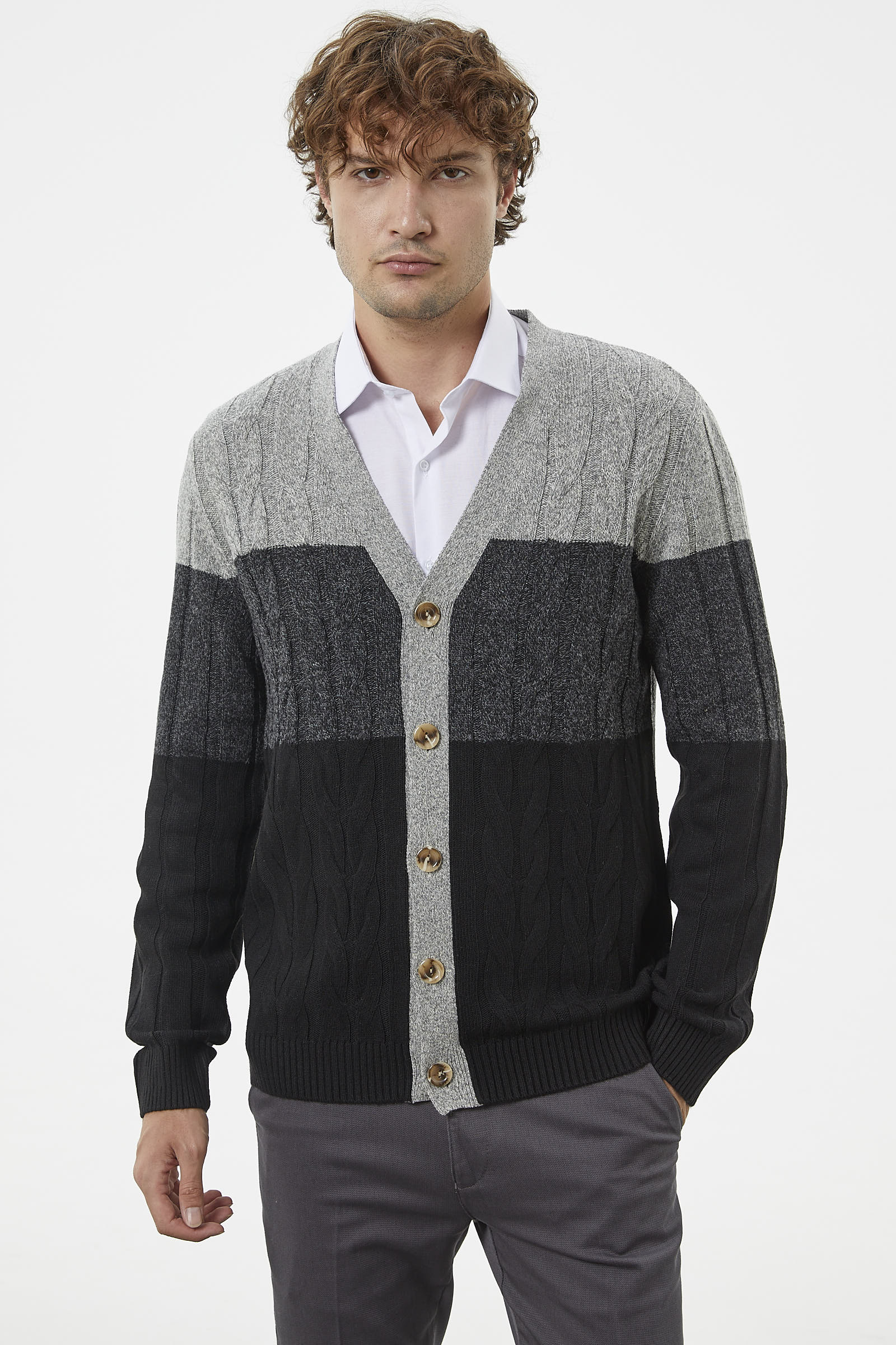 Blok Renk Geçişli Triko Hırka - Siyah (4) Sementa