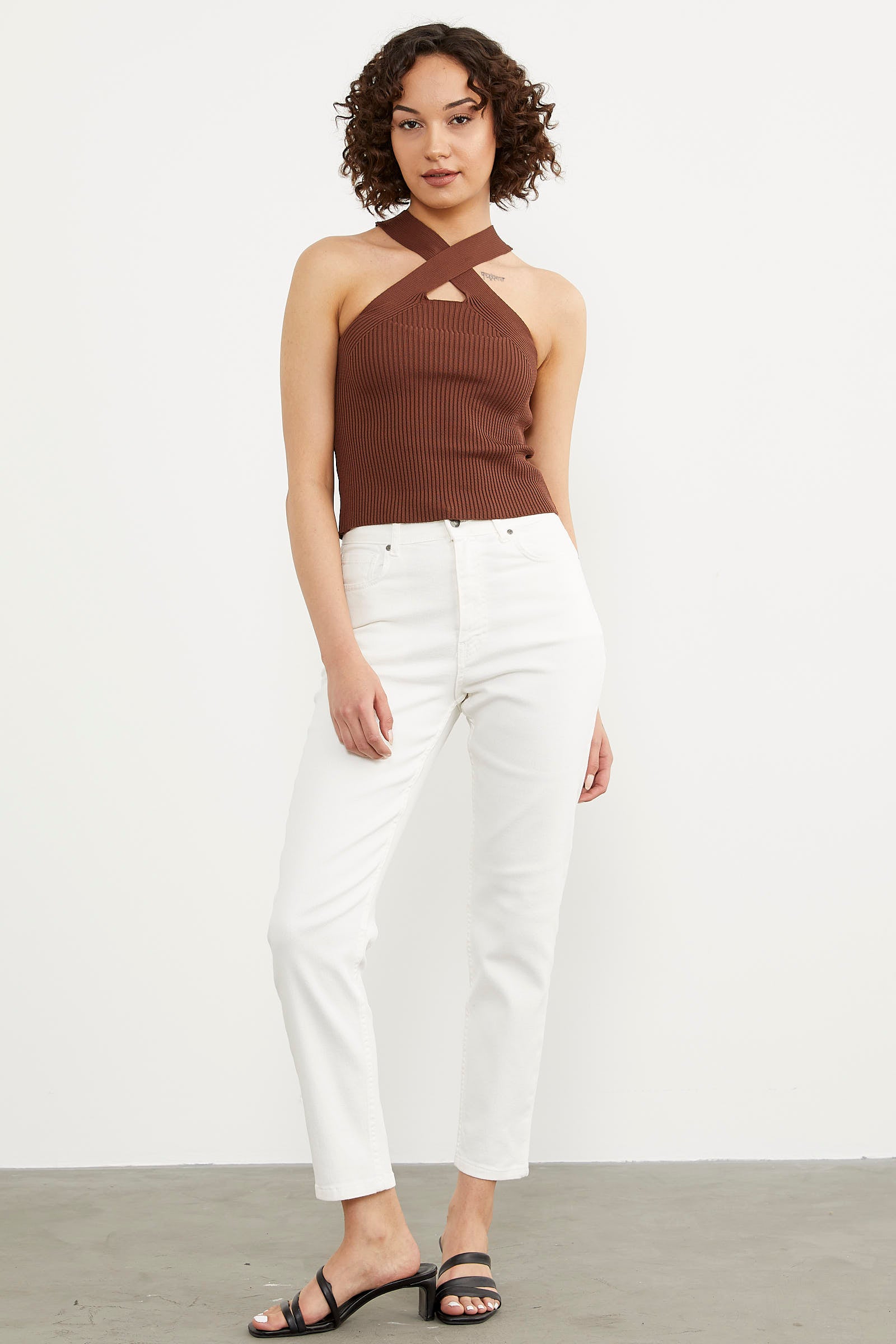 Boyundan Çapraz Askılı Triko Atlet - Kahve (1) Sementa