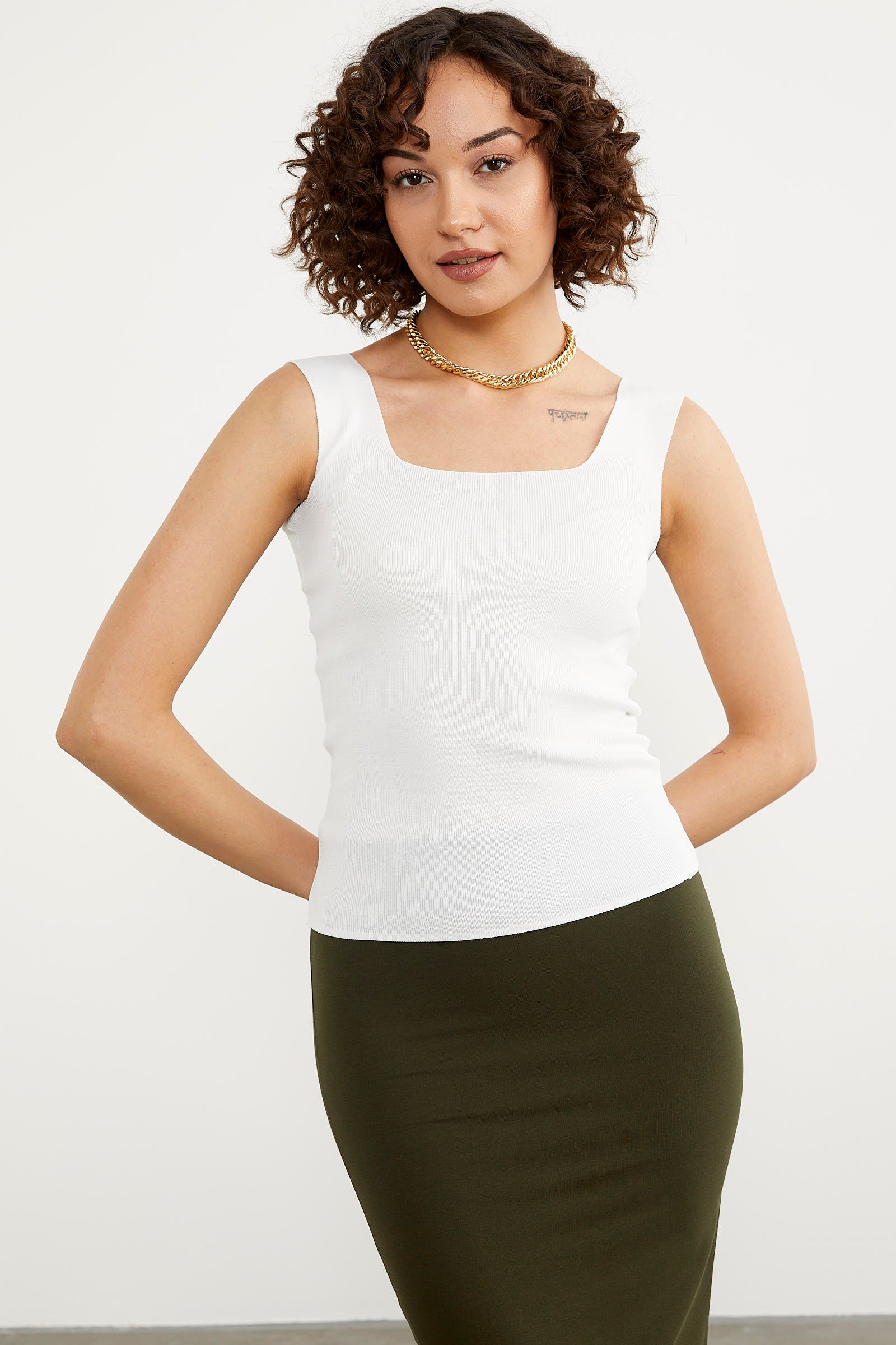 Büyük Beden Kalın Askılı Basic Triko Atlet - Beyaz (4) Sementa