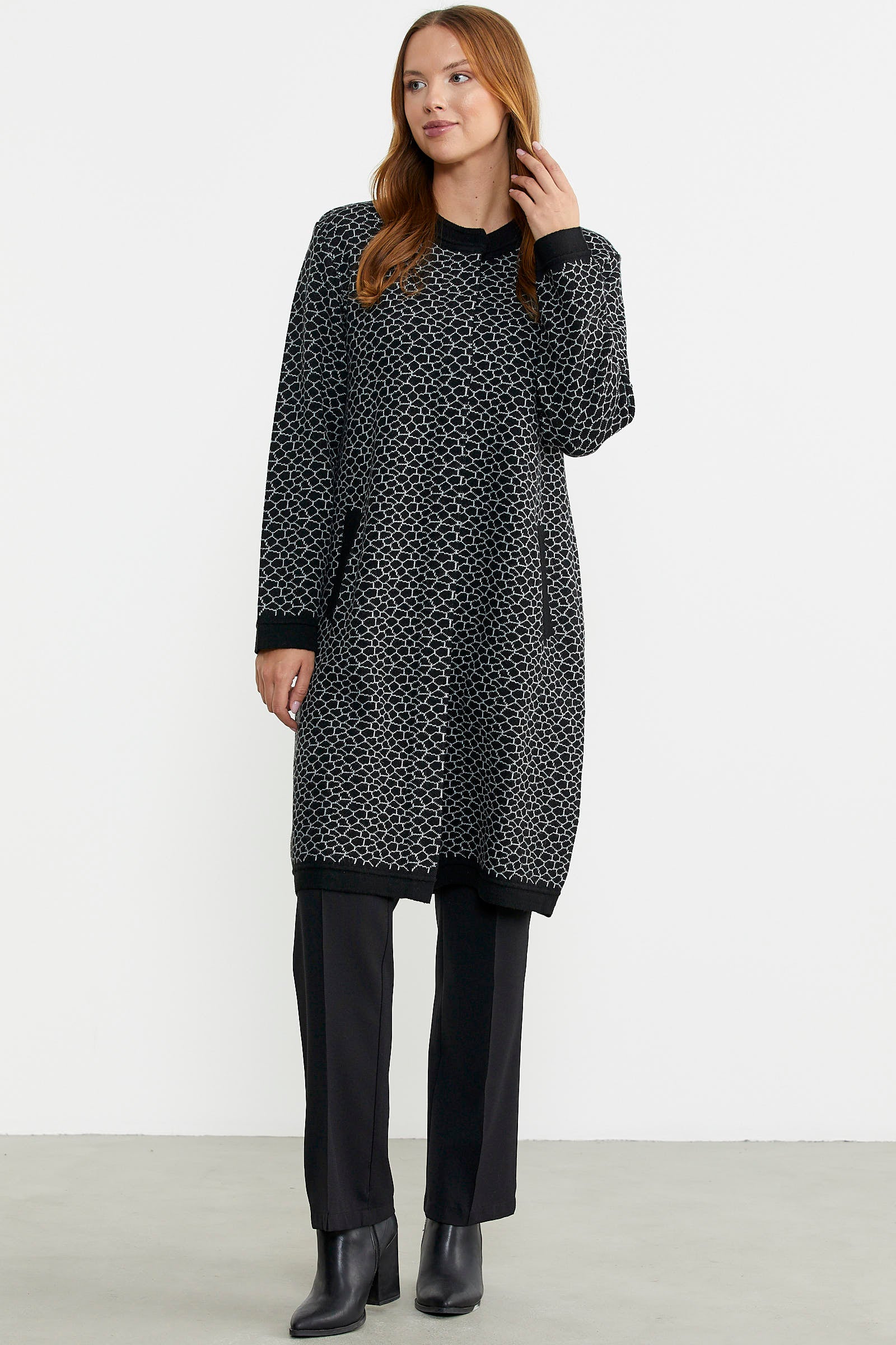 Büyük Beden Uzun Cepli Triko Ceket - Siyah - Sementa