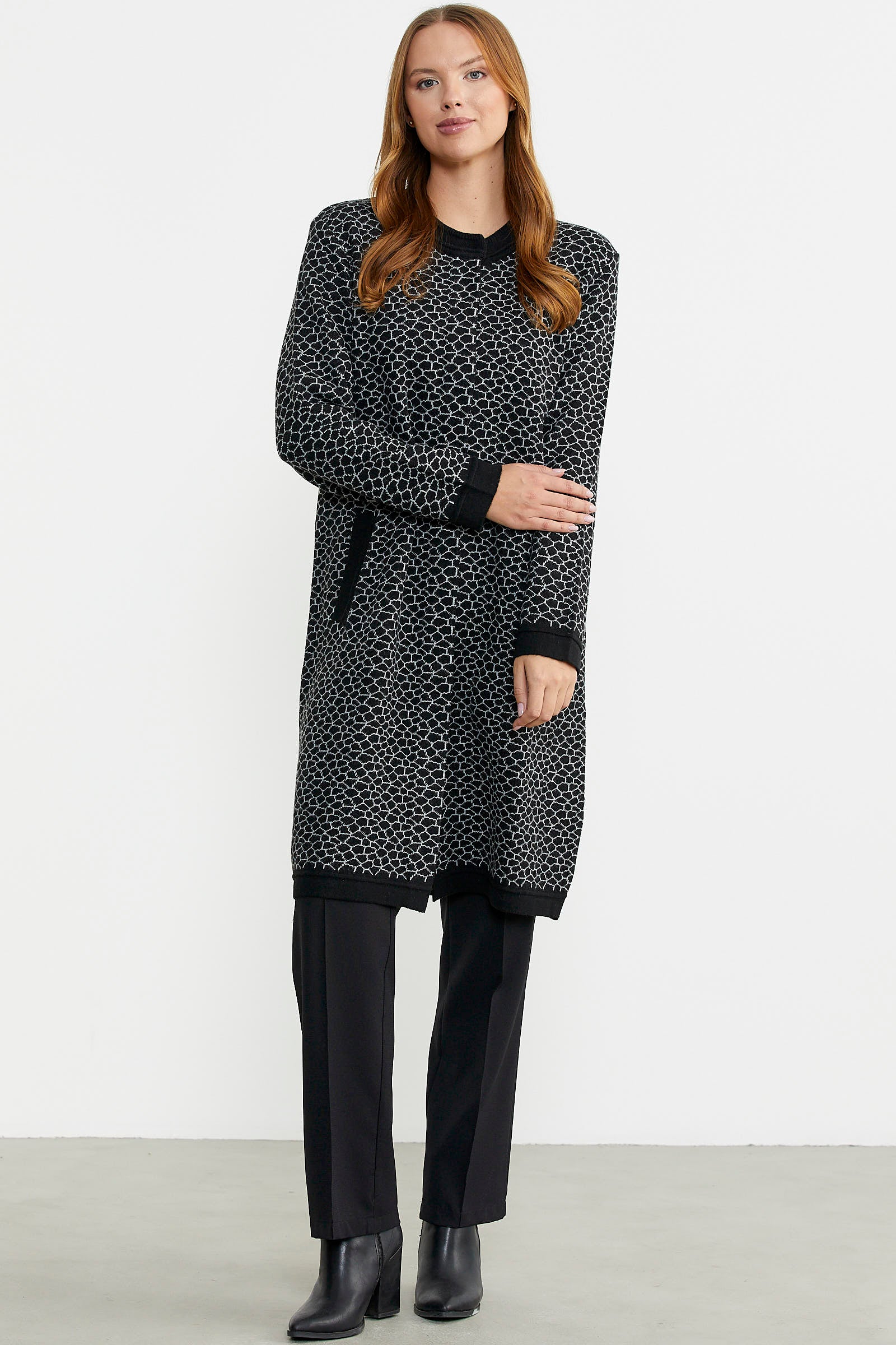 Büyük Beden Uzun Cepli Triko Ceket - Siyah - Sementa