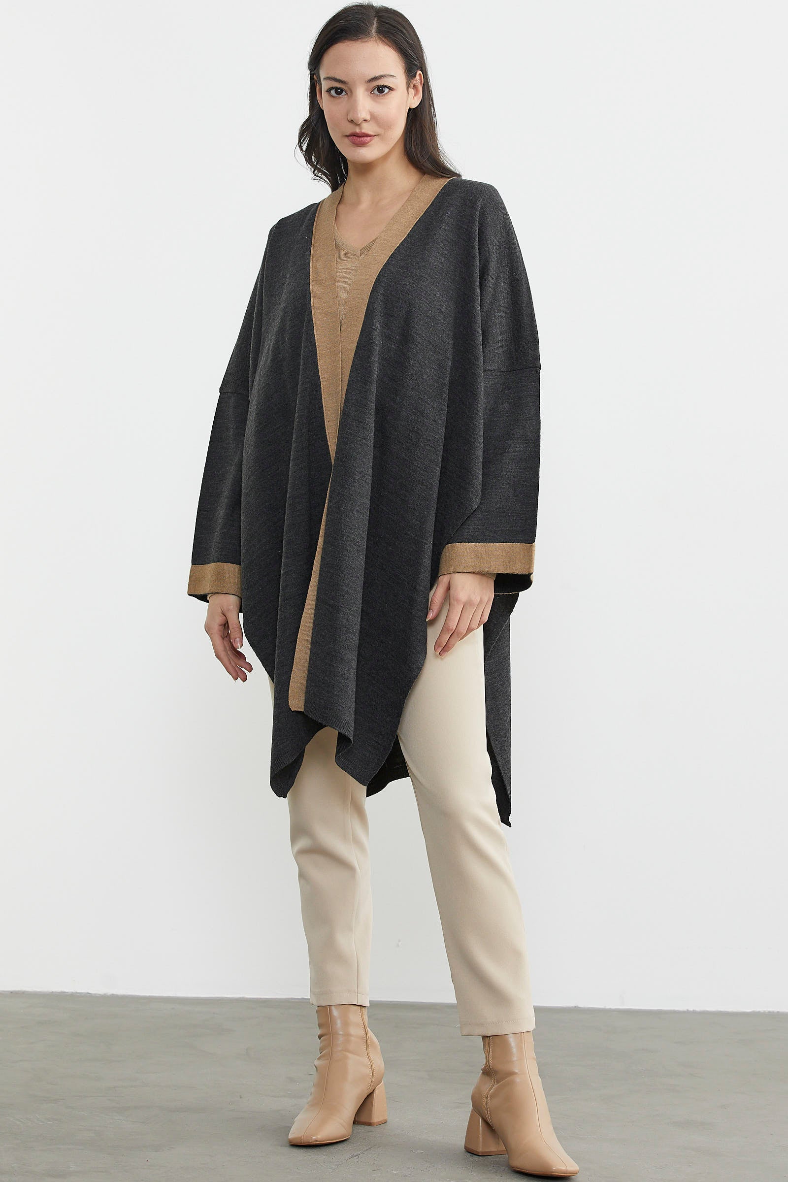 Büyük Beden Uzun Triko Panço - Antrasit - Kamel (3) Sementa