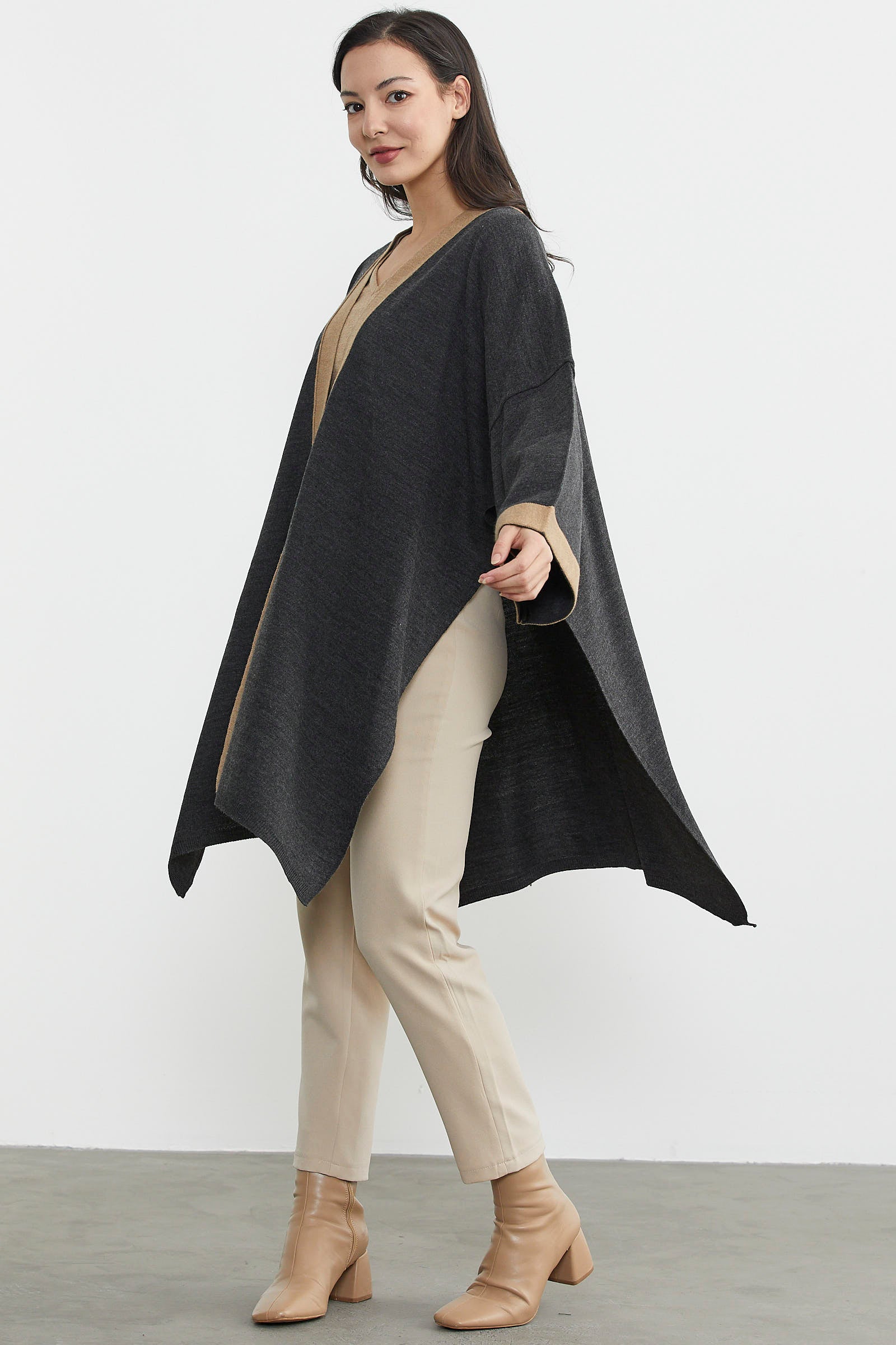 Büyük Beden Uzun Triko Panço - Antrasit - Kamel (5) Sementa