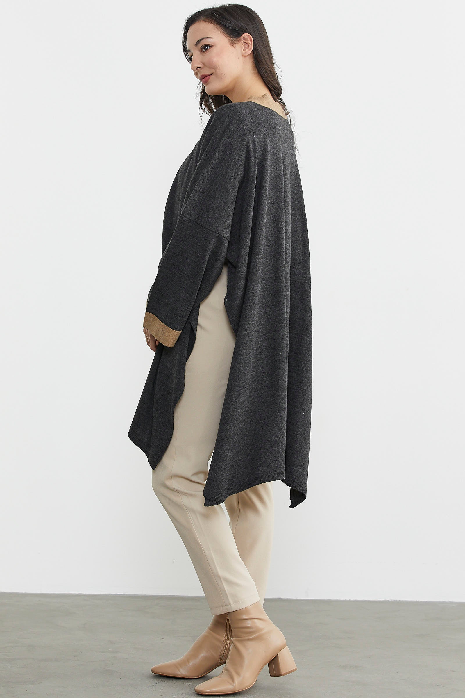 Büyük Beden Uzun Triko Panço - Antrasit - Kamel (6) Sementa