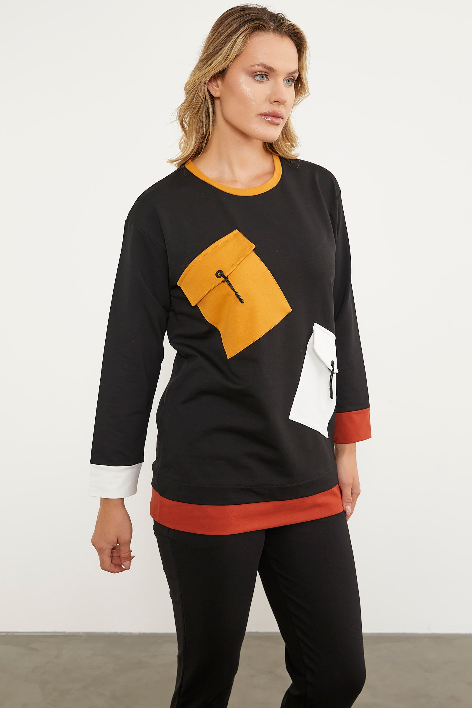 Cep Detaylı Renkli Eşofman Takım - Siyah (4) Sementa