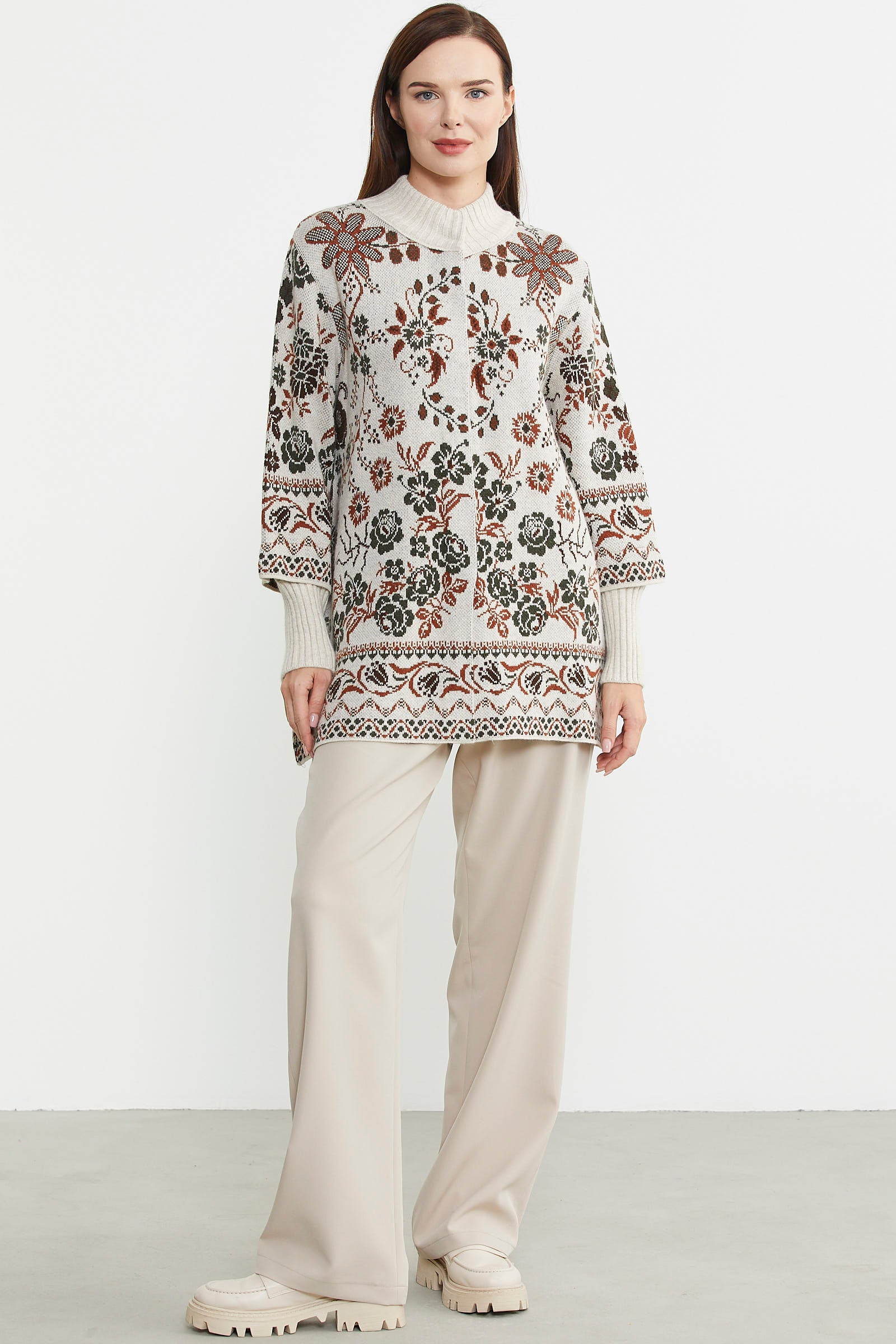 Çiçek Desenli Kalın Yün Triko Ceket - Açık Bej - Sementa