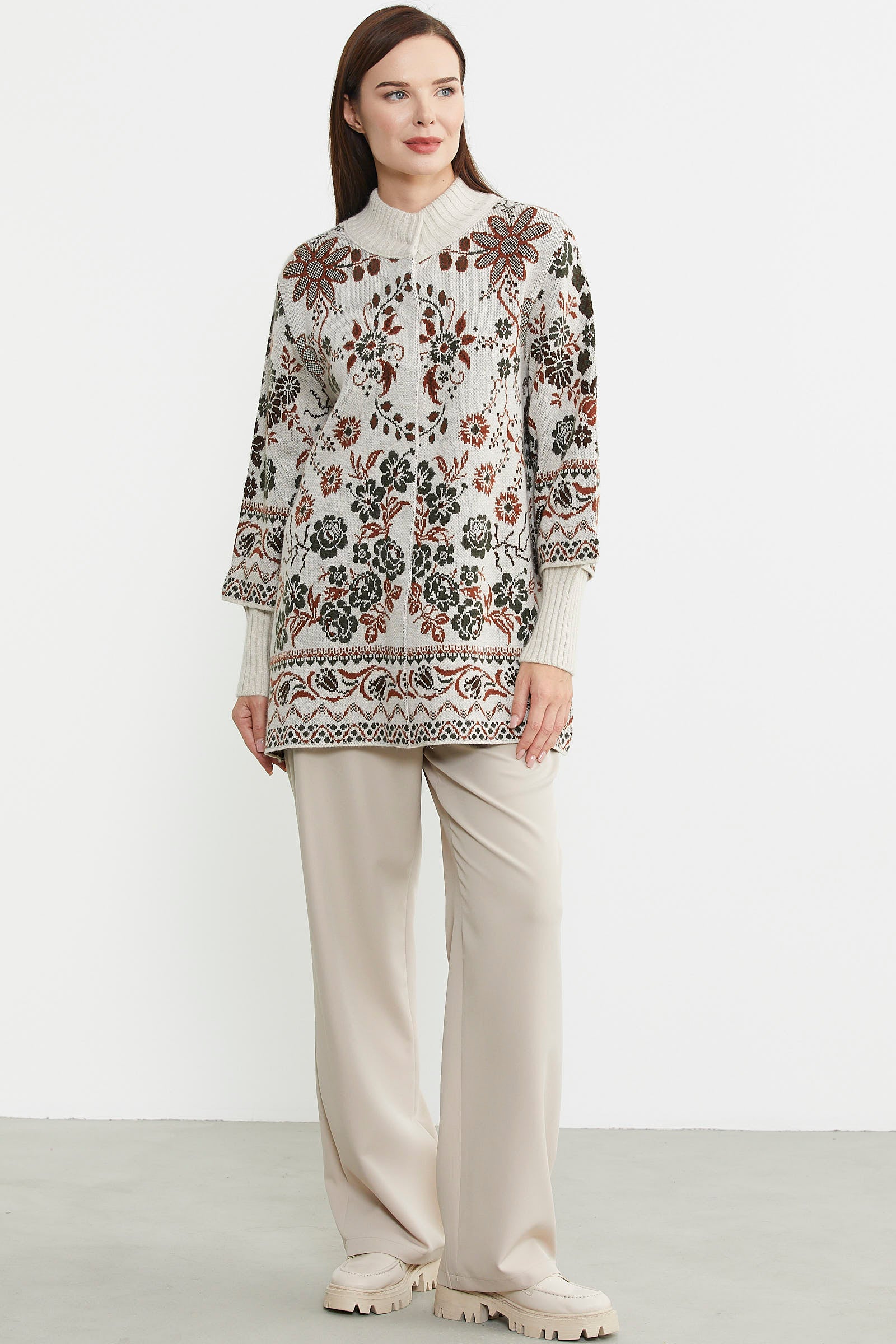 Çiçek Desenli Kalın Yün Triko Ceket - Açık Bej - Sementa