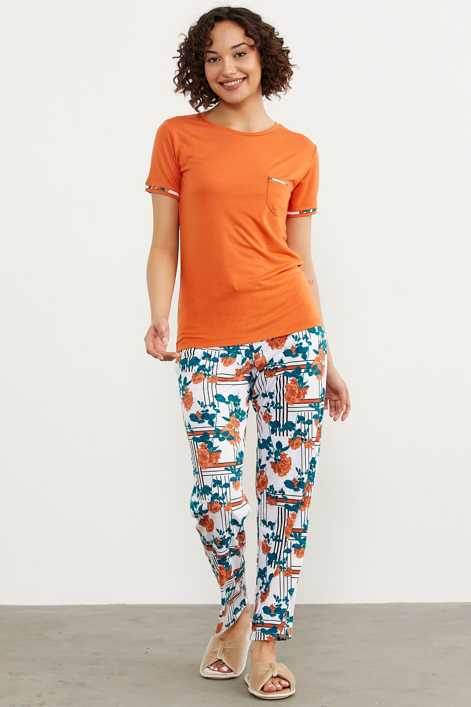 Çiçek Desenli Renkli Pijama Takım - Kiremit (2) Sementa