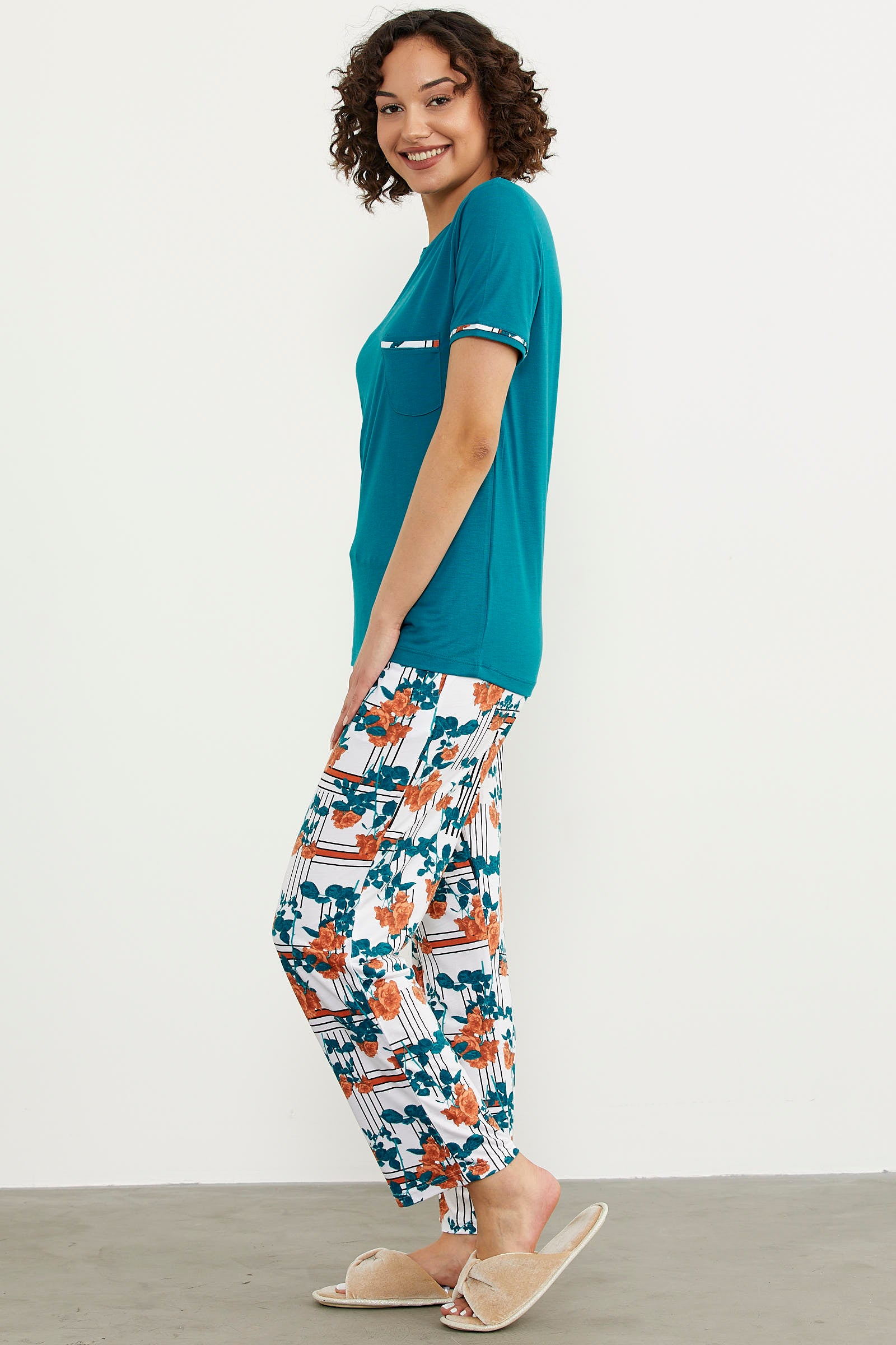 Çiçek Desenli Renkli Pijama Takım - Yeşil (4) Sementa