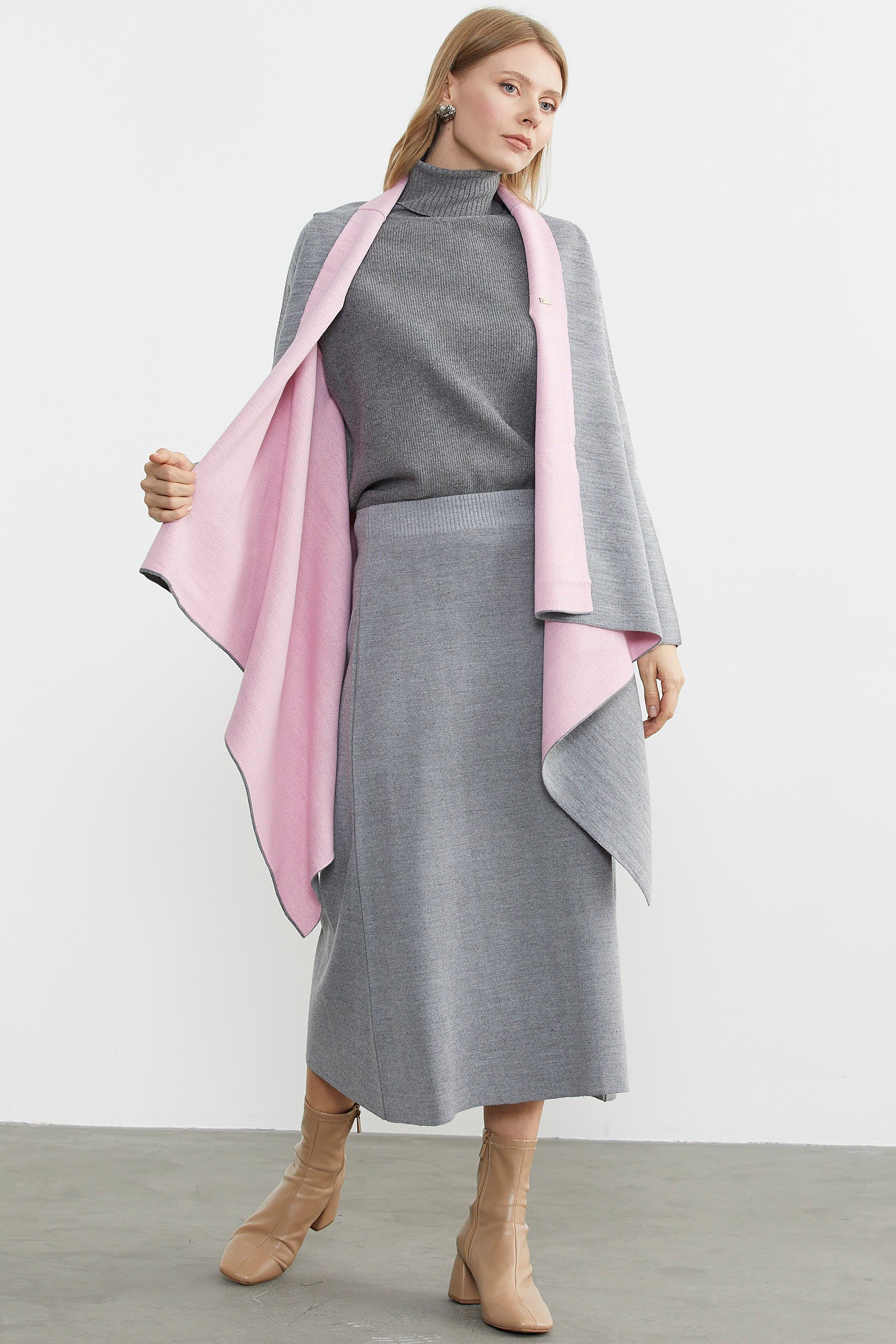 Çift Renk Uzun Triko Panço - Gri - Pembe (4) Sementa