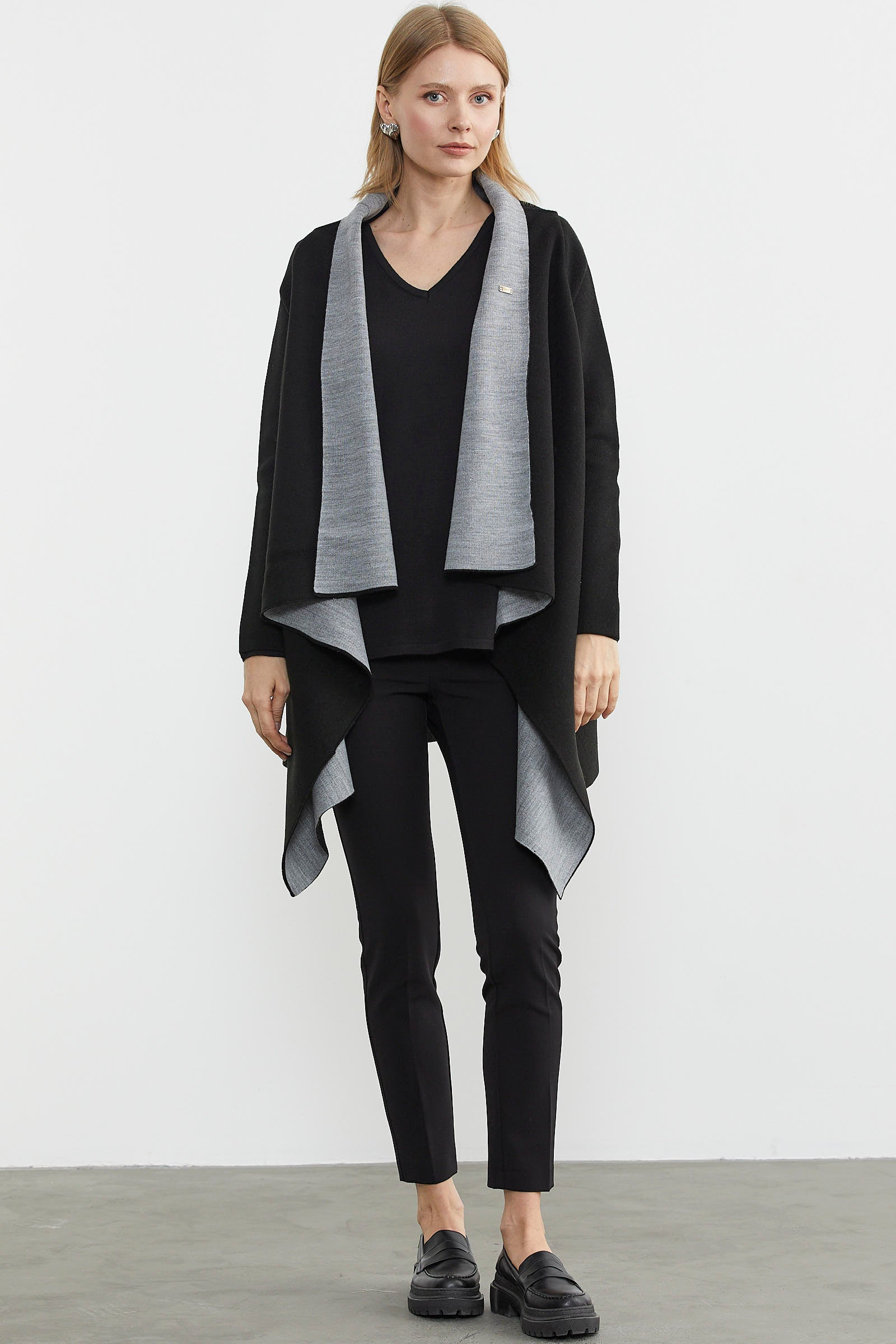 Çift Renk Uzun Triko Panço - Siyah - Gri (1) Sementa