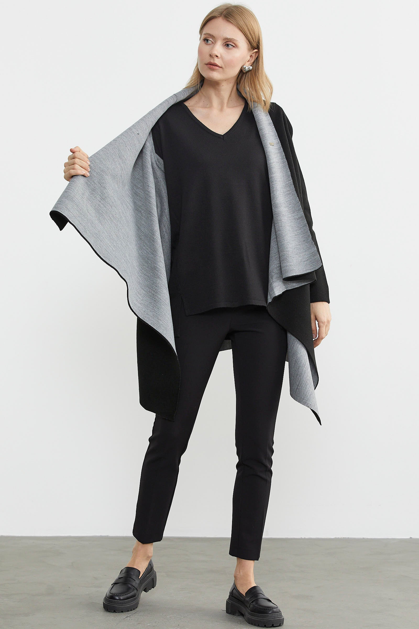 Çift Renk Uzun Triko Panço - Siyah - Gri (7) Sementa