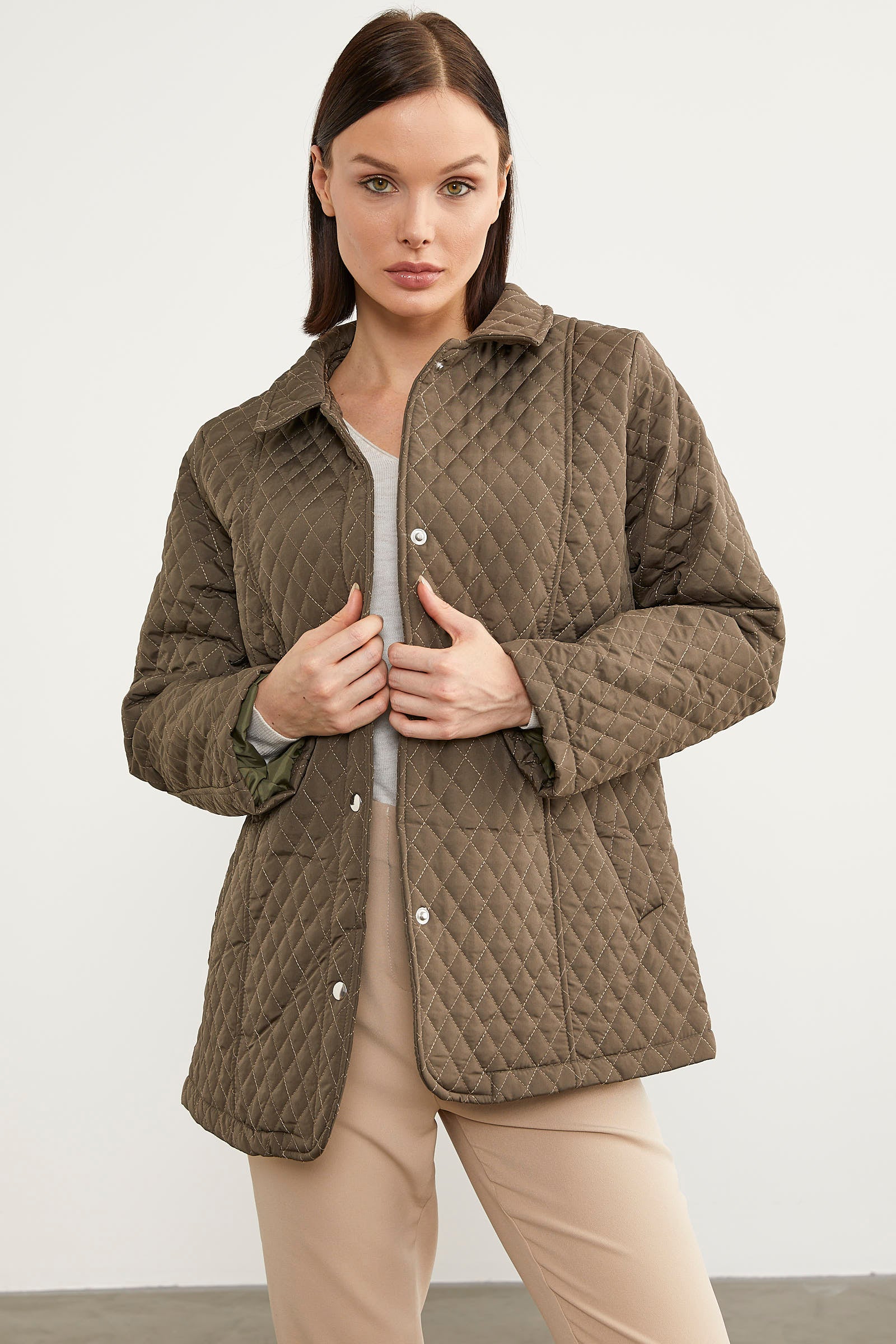 Çıt Çıtlı Gömlek Yaka Kapitone Mont - Haki (5) Sementa