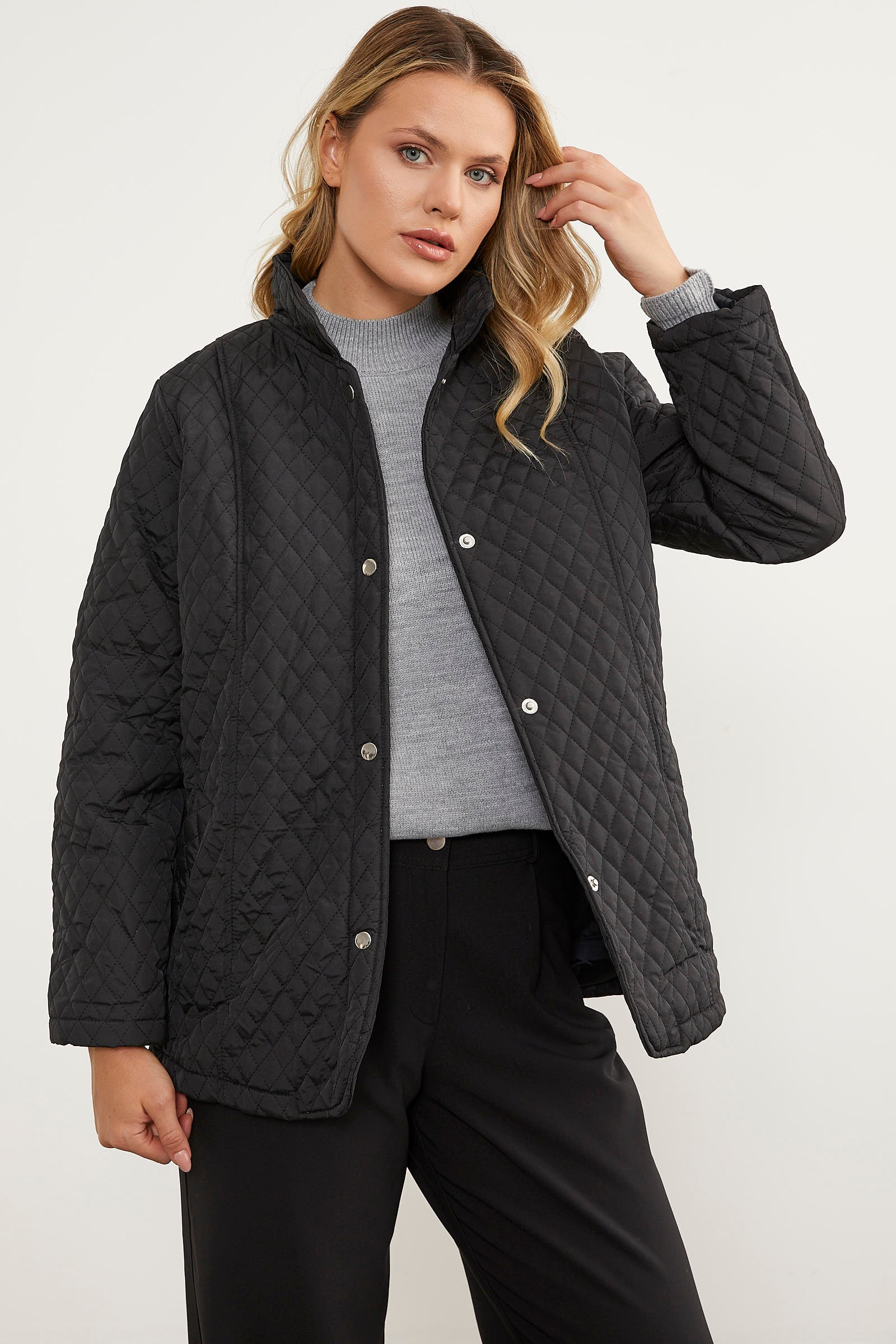 Çıt Çıtlı Gömlek Yaka Kapitone Mont - Siyah (4) Sementa