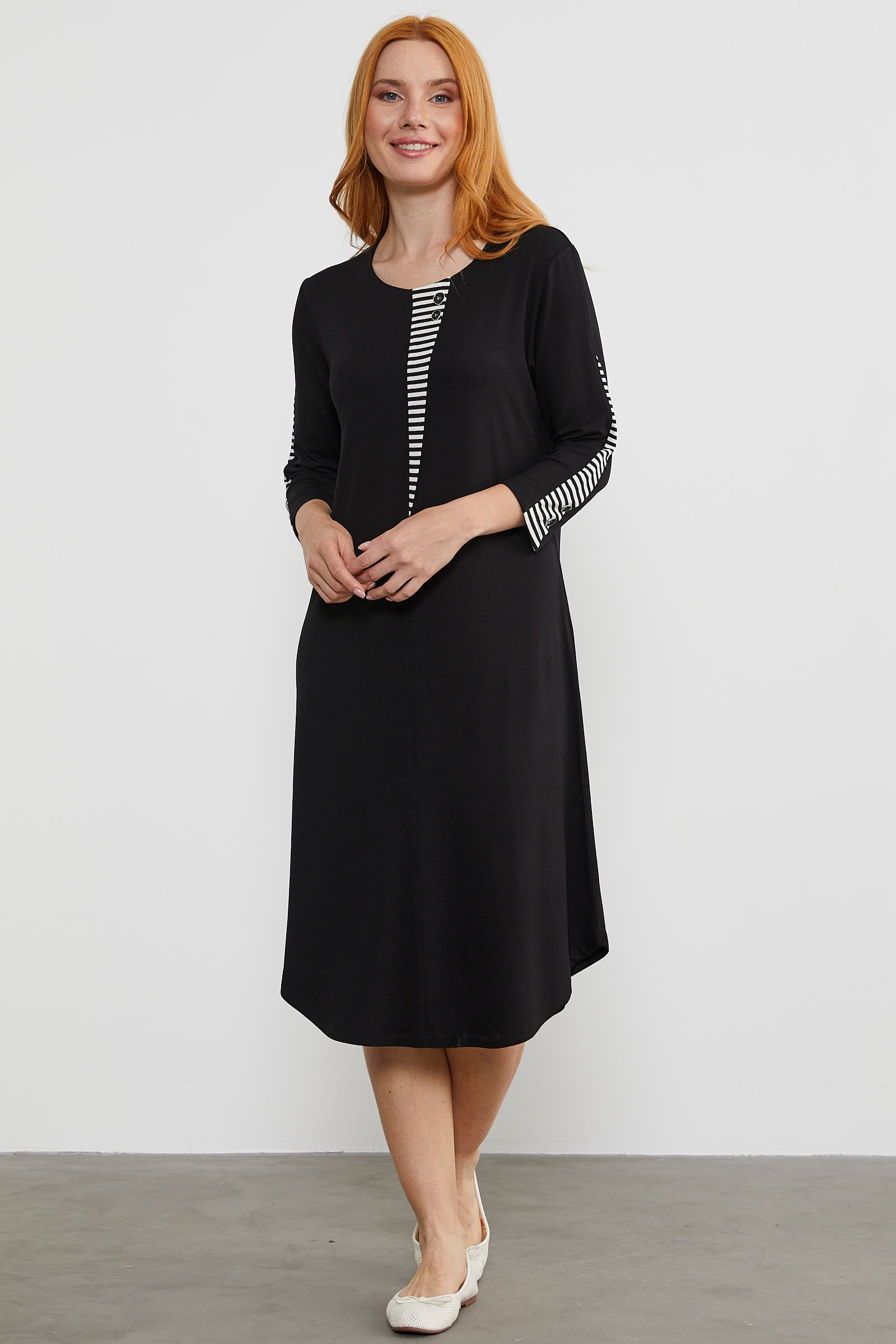 Çizgi Detaylı Dökümlü Penye Elbise - Siyah (2) Sementa