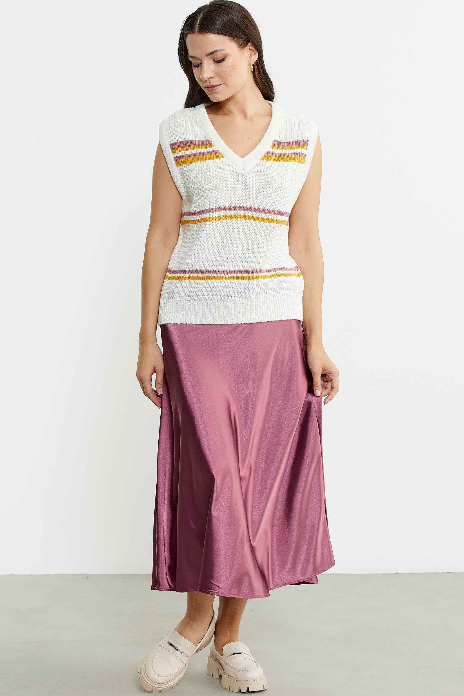 Çizgili V Yaka Yünlü Triko Süveter - Kemik - Sementa