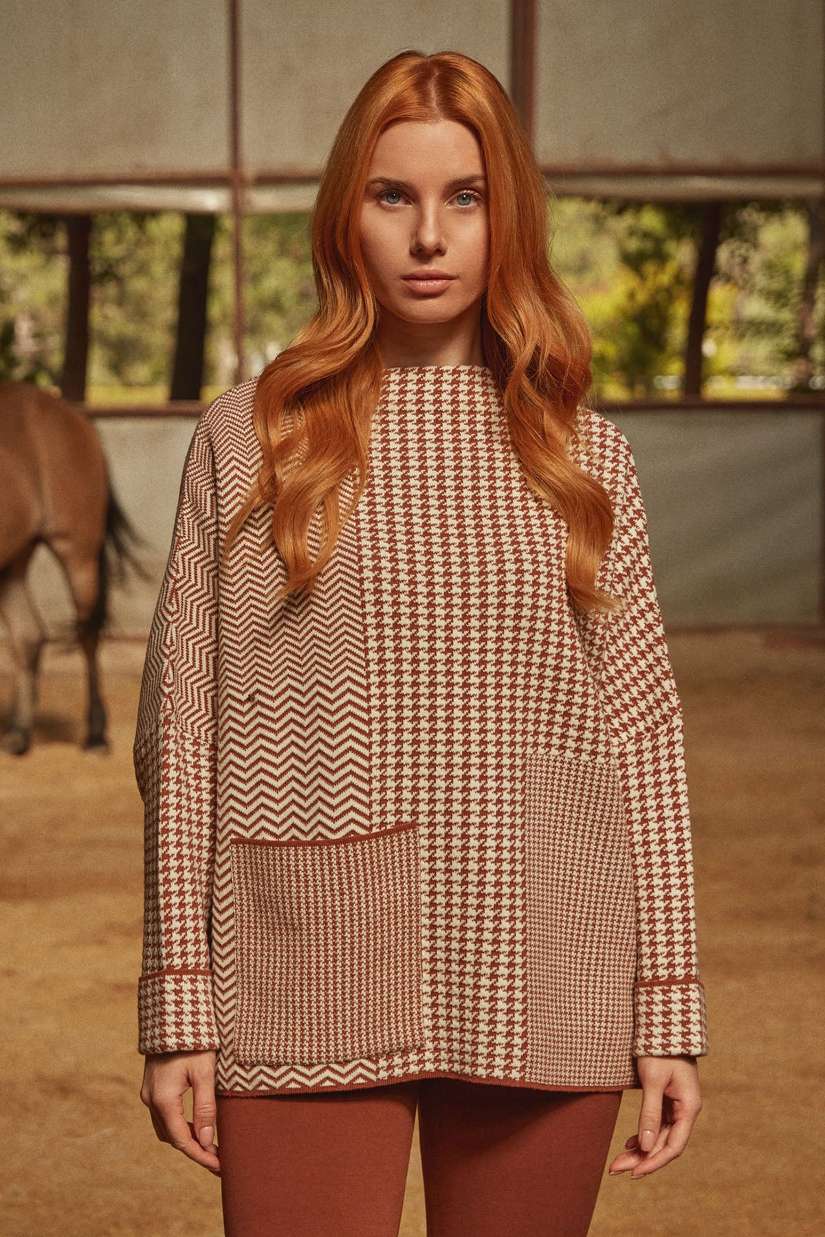 Çok Geniş Kalıp Kazayağı Desen Triko Kazak - Kiremit (1) Sementa