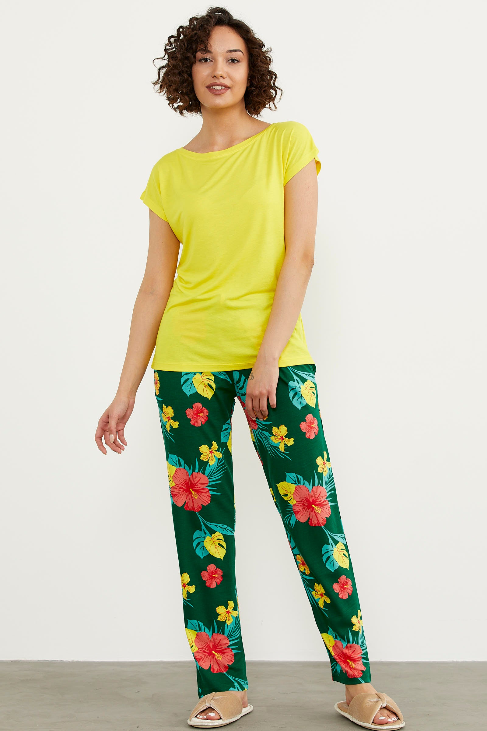 Çok Renkli Desenli Yazlık Pijama Takım - Sarı (2) Sementa