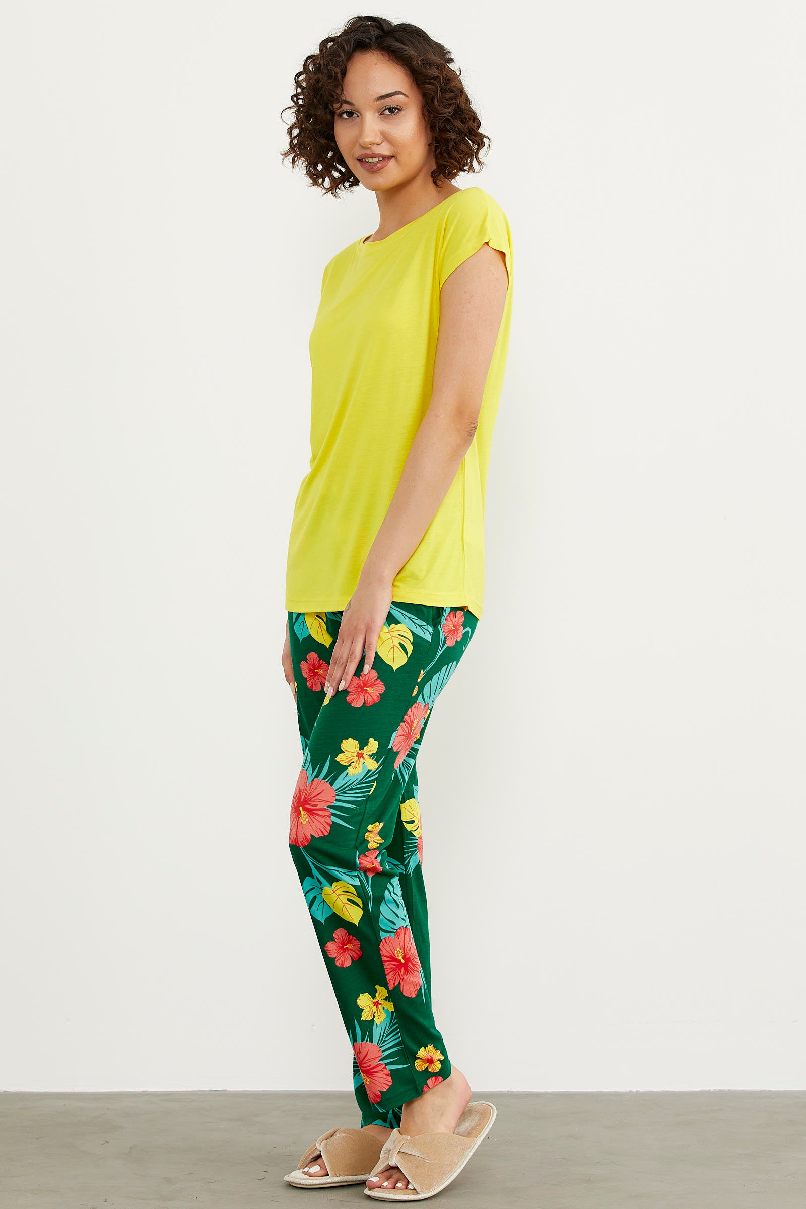 Çok Renkli Desenli Yazlık Pijama Takım - Sarı (4) Sementa