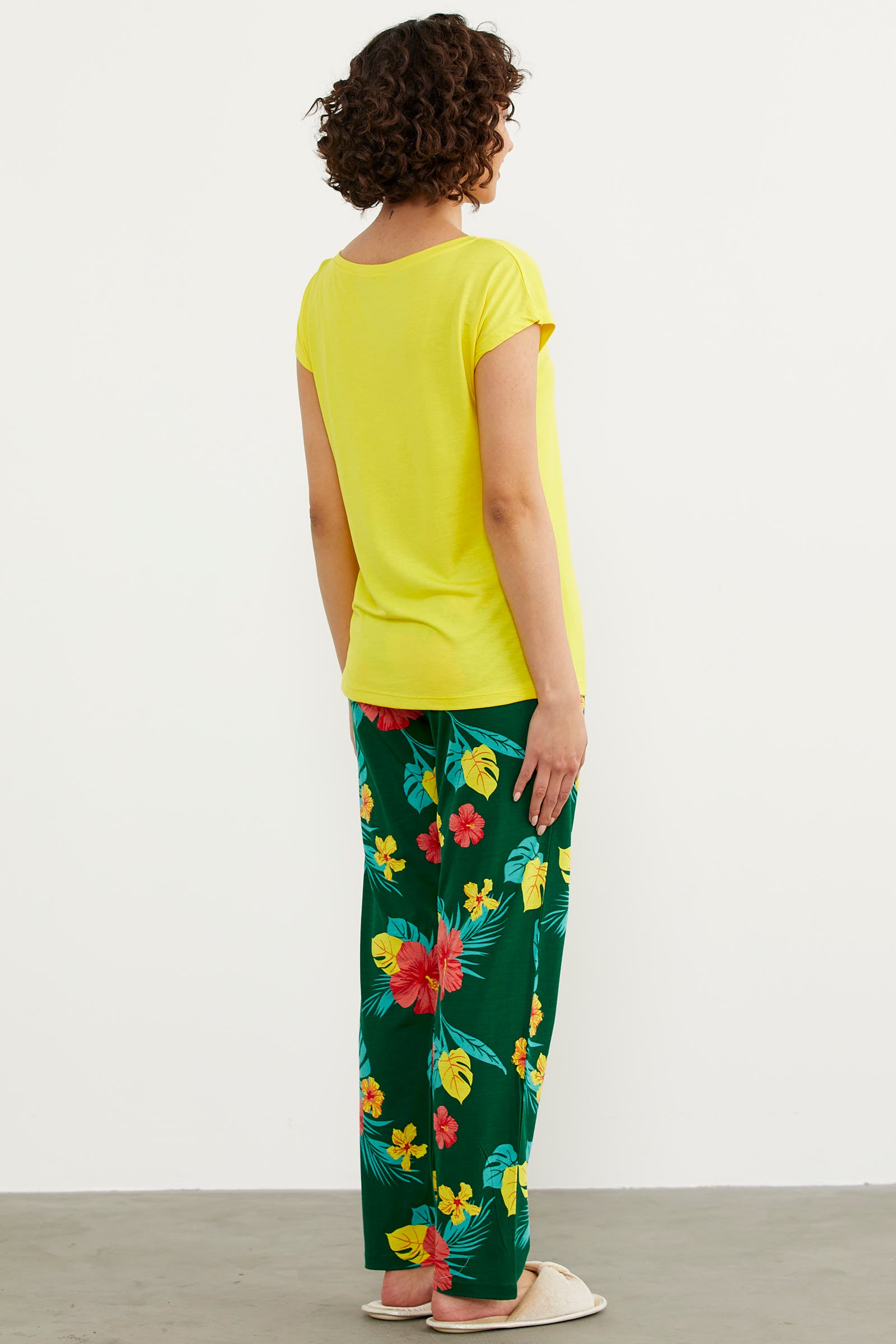 Çok Renkli Desenli Yazlık Pijama Takım - Sarı (6) Sementa