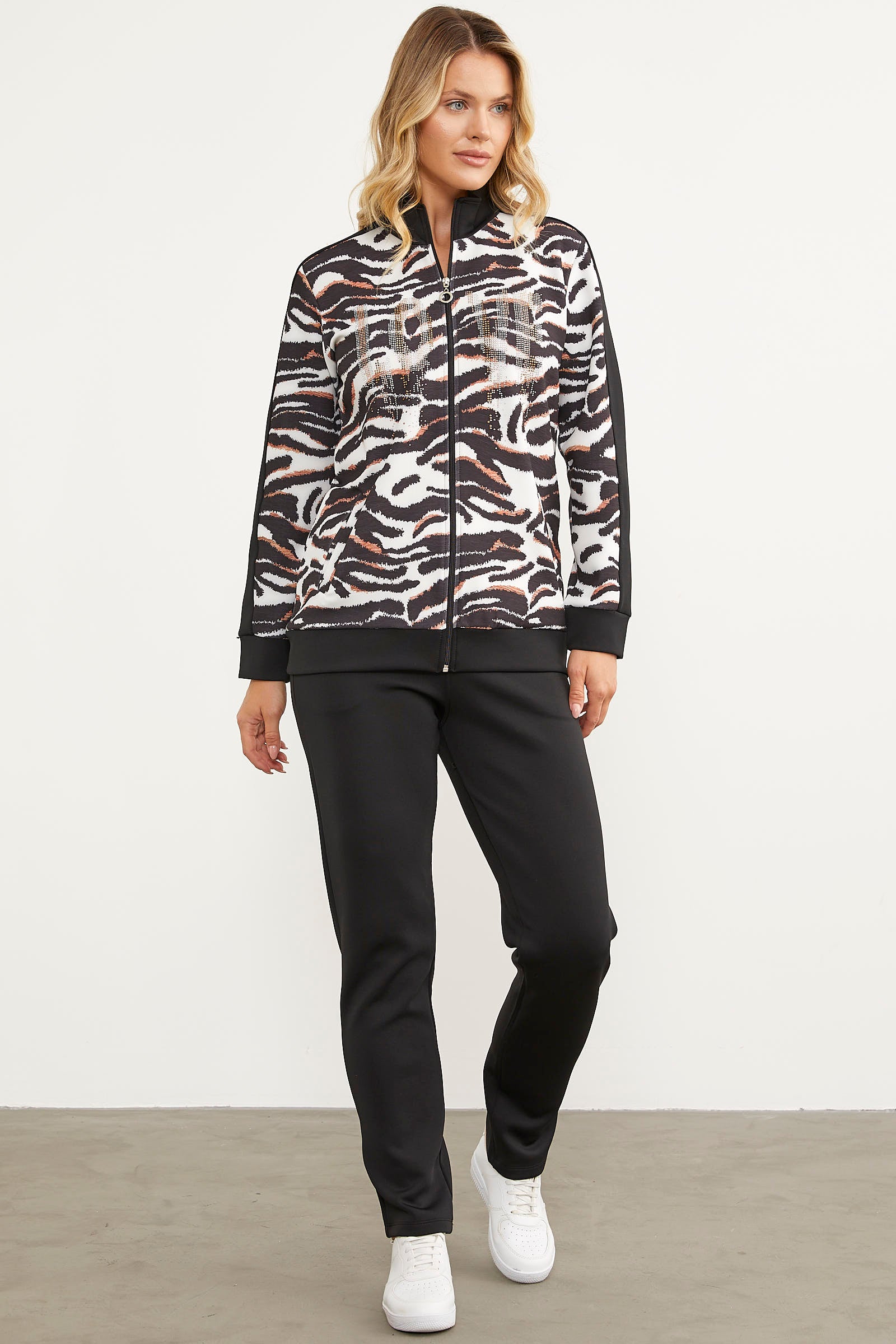 Dalgıç Kumaş Leopar Desenli Eşofman Takım - Siyah (2) Sementa