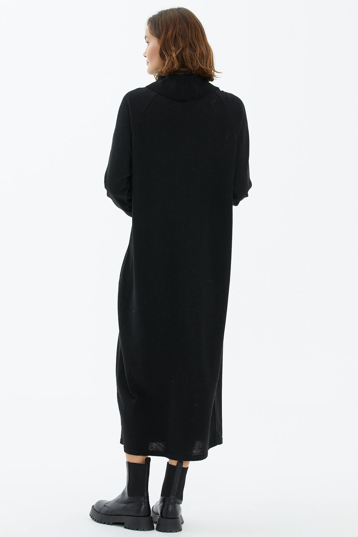 Degaje Yaka Önü Saç Örgülü Triko Elbise - Siyah (4) Sementa