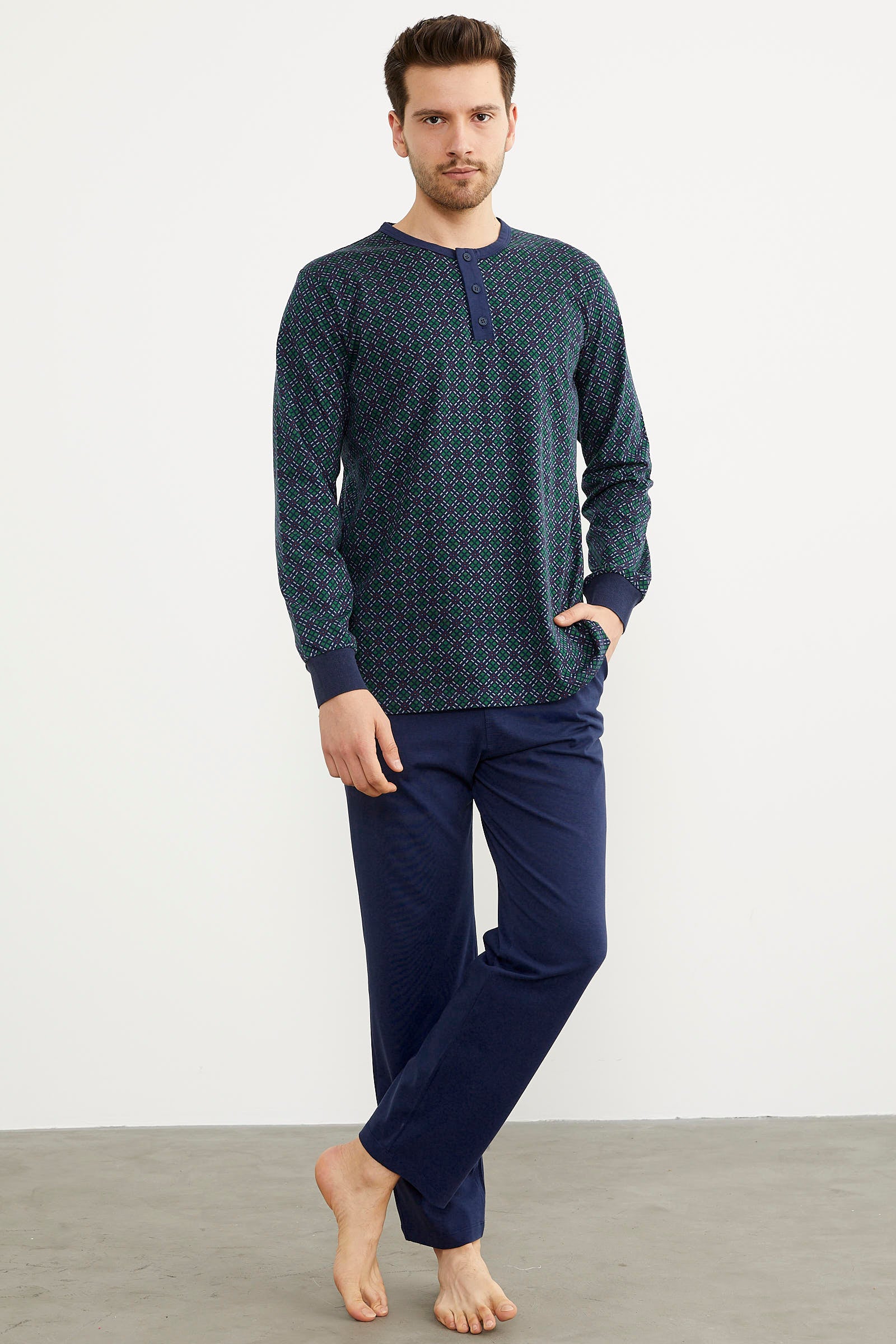 Desenli Düğmeli Yaka Pijama Takım - Lacivert (3) Sementa