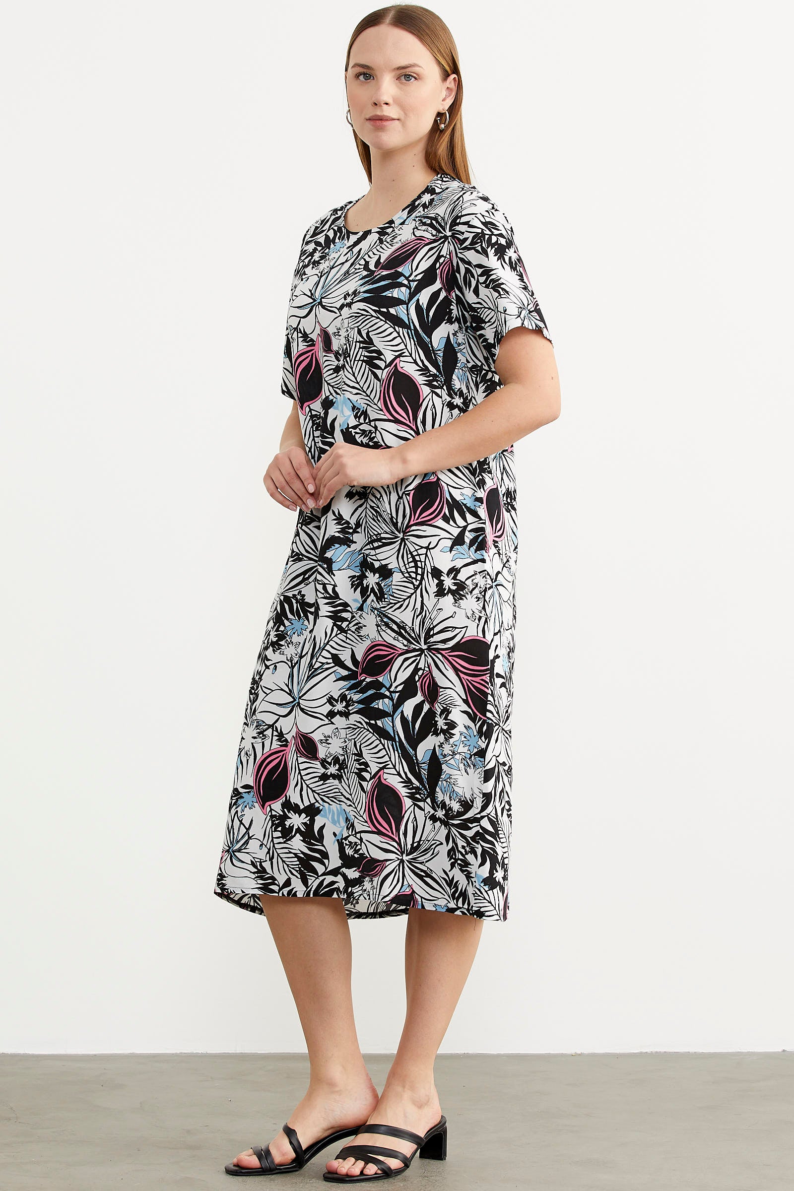 Desenli Kısa Kol Rahat Kalıp Elbise - Siyah (4) Sementa