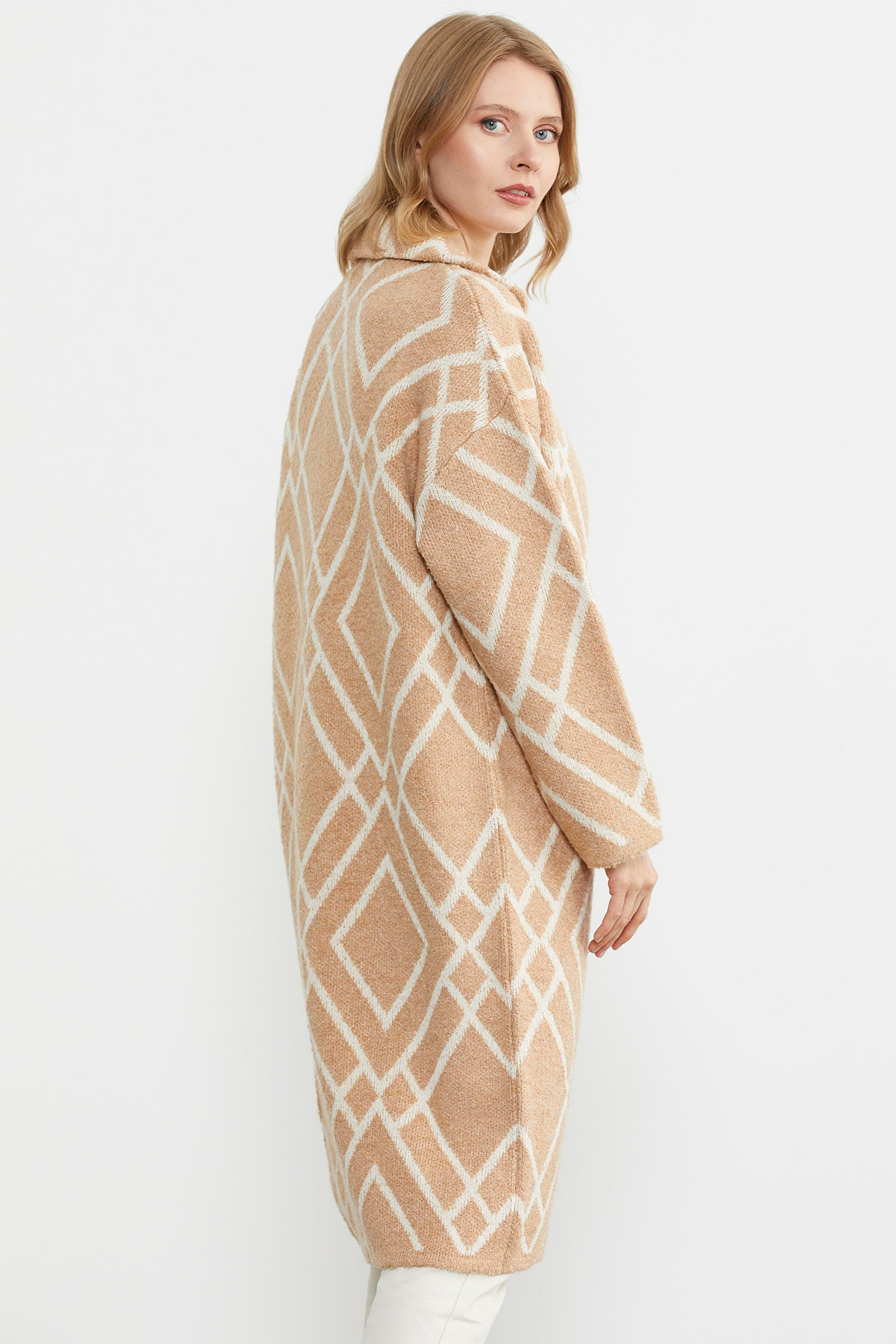 Desenli Uzun Triko Ceket - Bej (5) Sementa