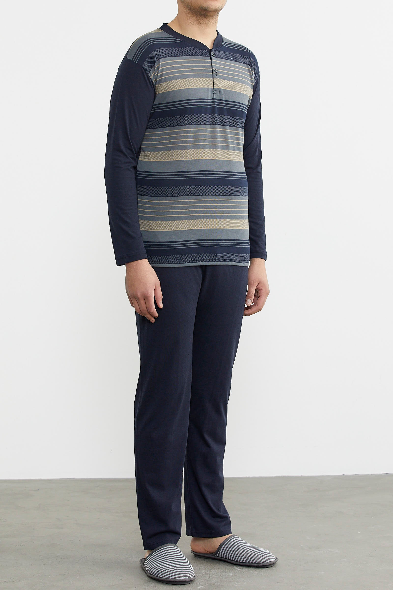 Desenli Yazlık Pijama Takım - Antrasit - Lacivert (4) Sementa