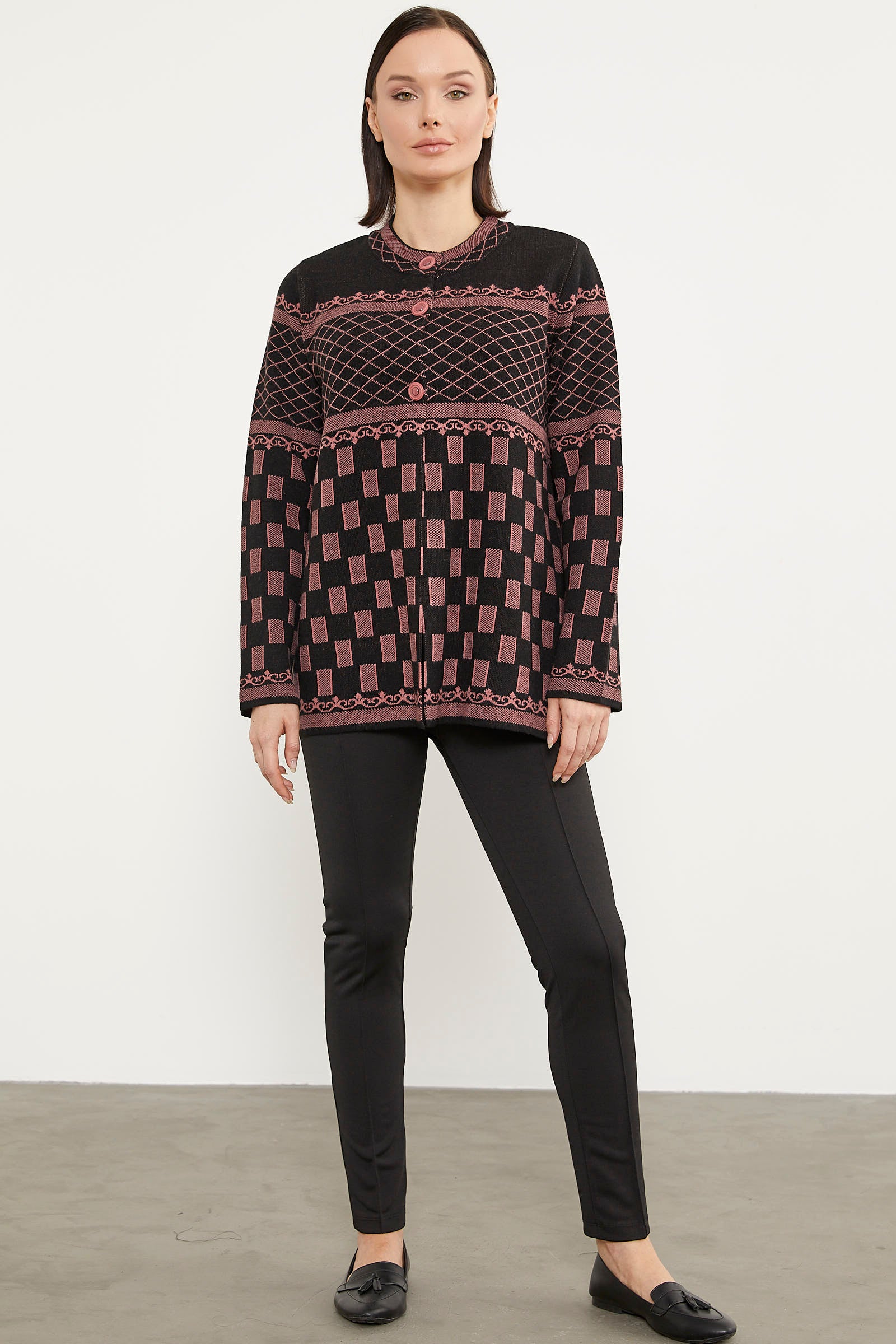 Dik Yaka Desenli Düğmeli Triko Hırka - Siyah (4) Sementa