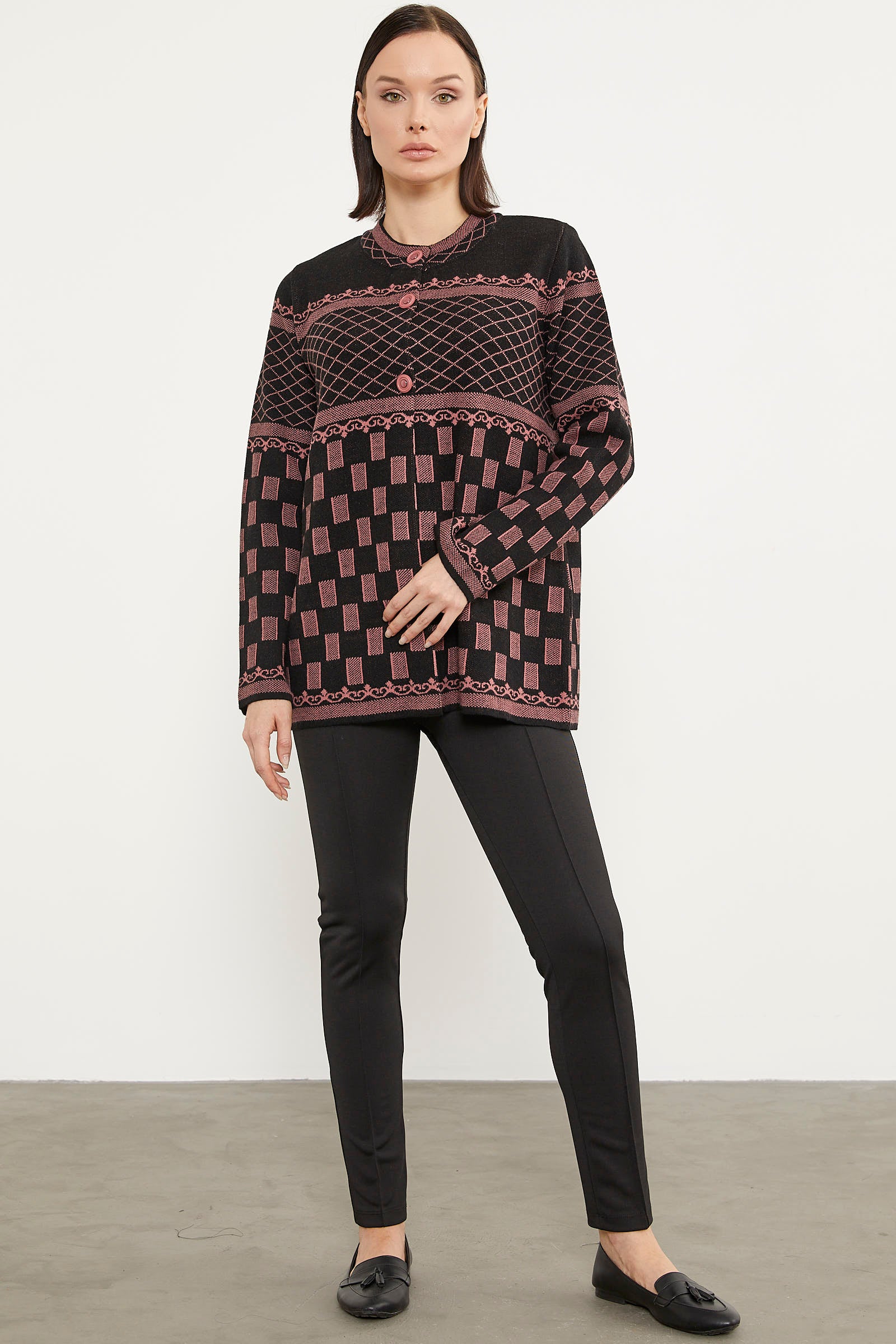 Dik Yaka Desenli Düğmeli Triko Hırka - Siyah (2) Sementa